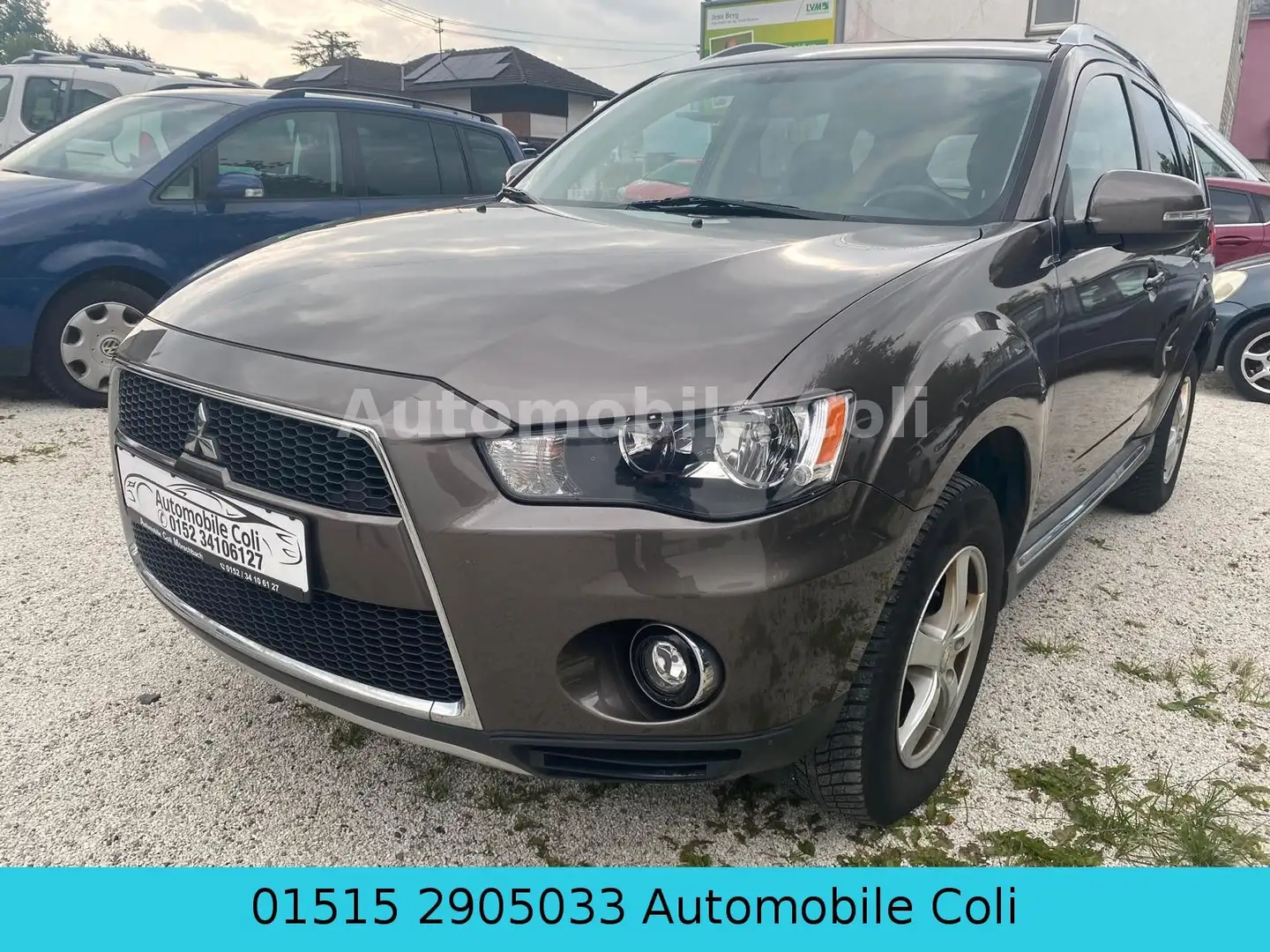 Mitsubishi Outlander Intro Edition 2WD+2Hd+Teilleder+AHK Braun - 1