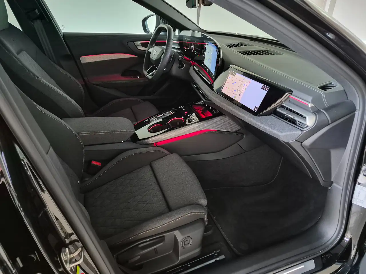 Audi A5 AVANT *NUOVO MODELLO* 2.0 TDI 204 CV MHEV S LINE PLUS FARI MATRIX LED DISPLAY PASEGGERO MMI CARPLAY 15