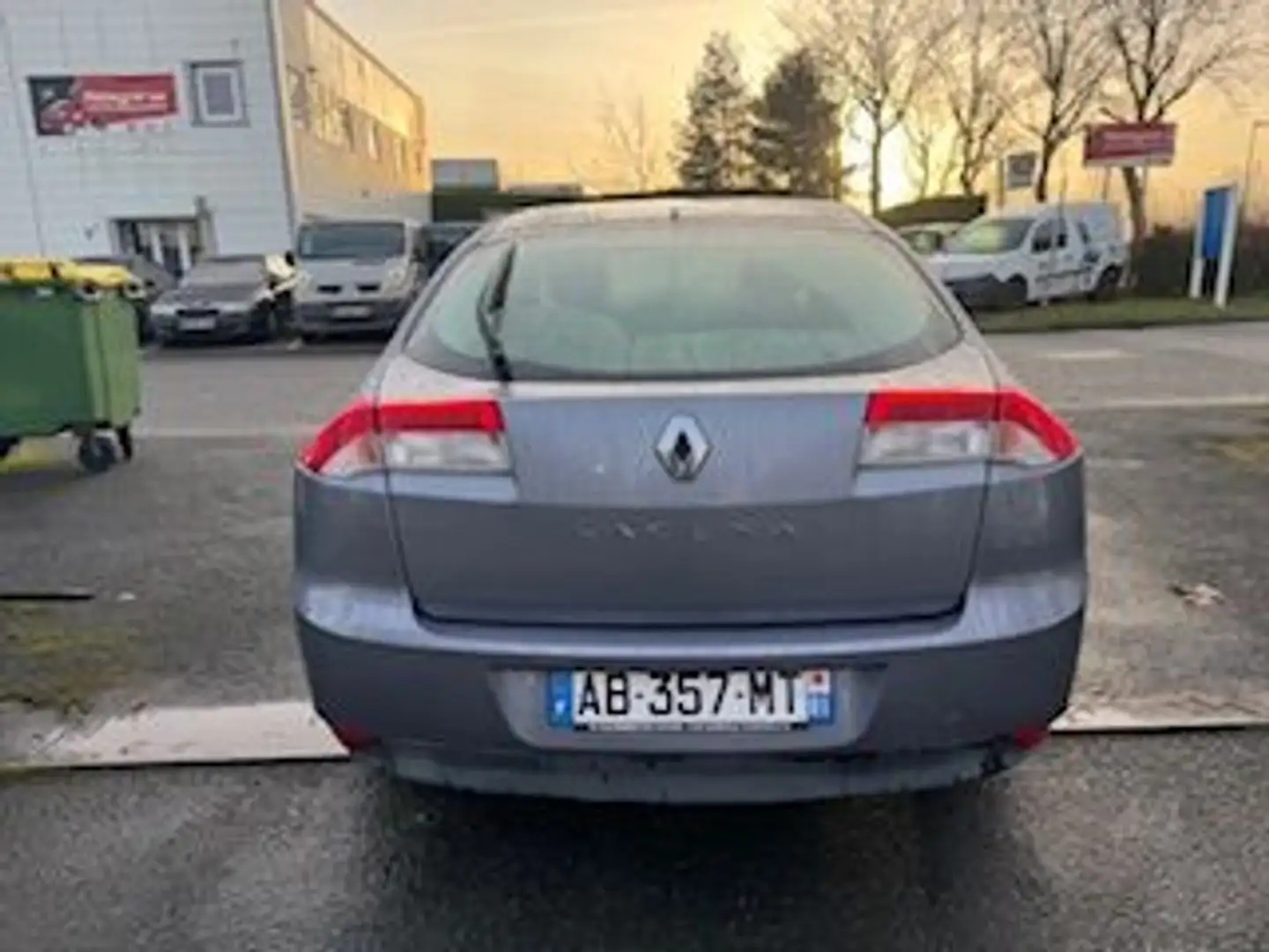 Renault Laguna Renault Laguna III 1.5 DCI 110 FAP EXPRESSION Azul - 2