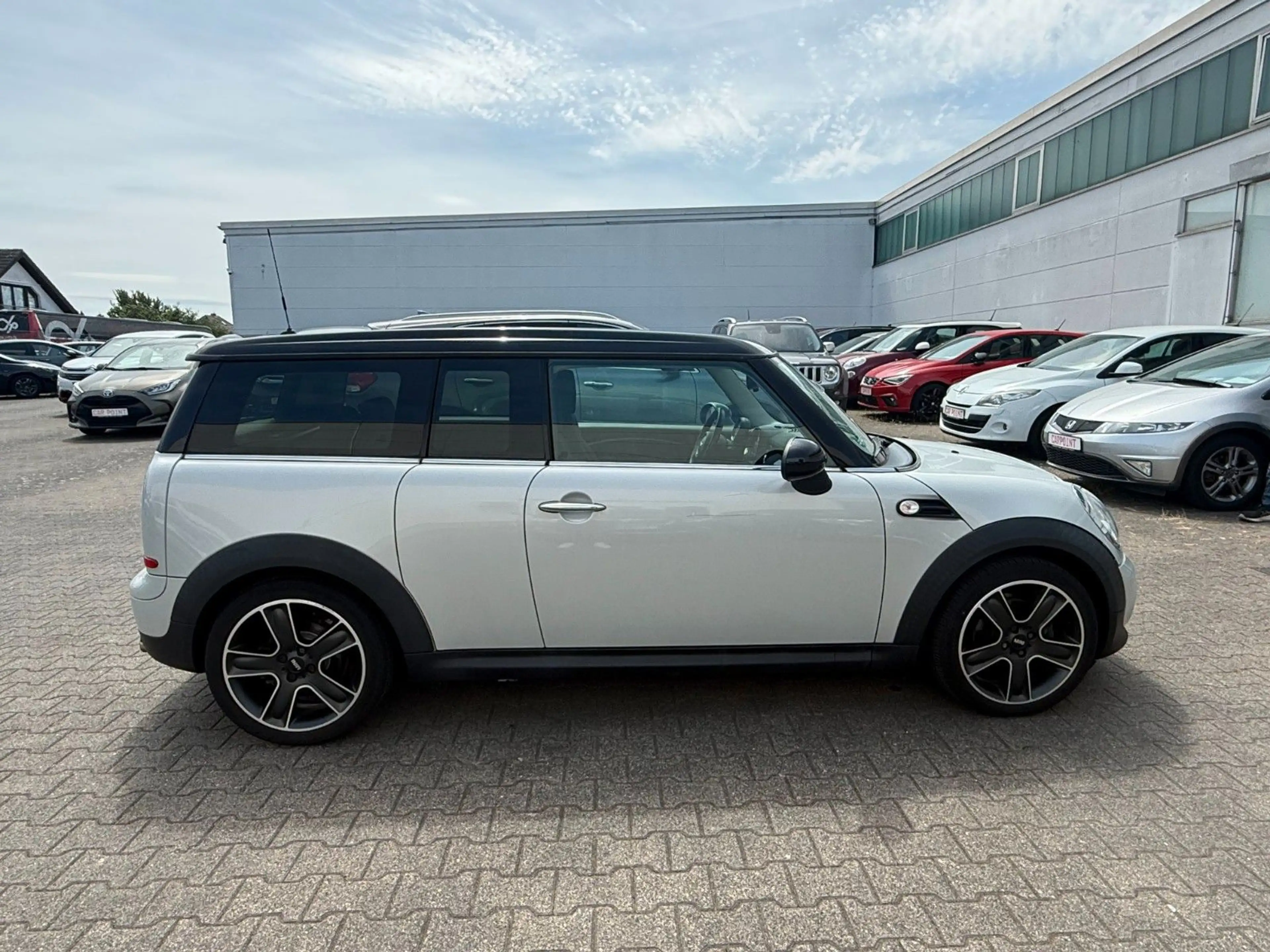 MINI One Clubman ONE Clubman One Soho KLIMA/SHZ/PDC/8FACH — photo 5