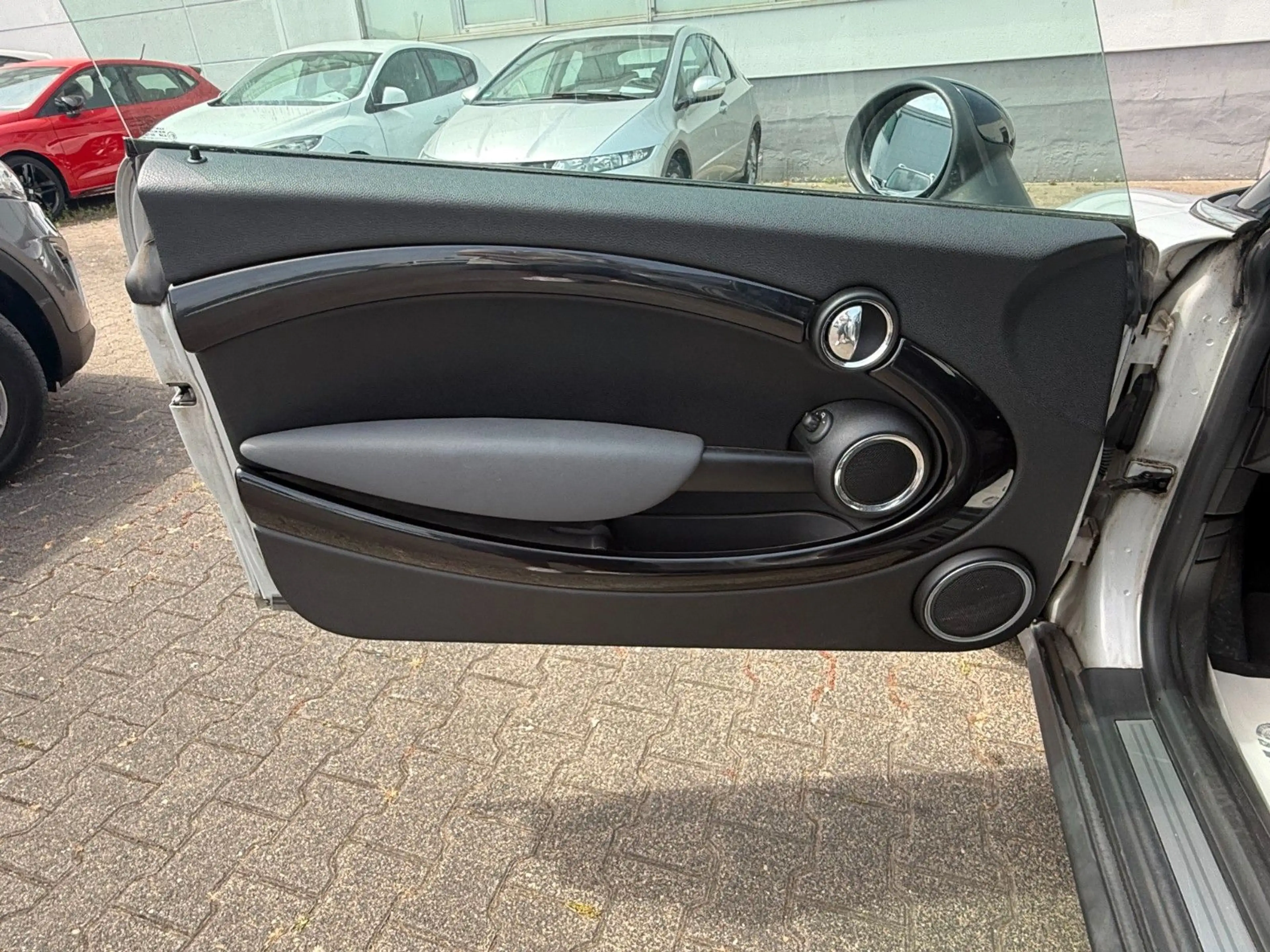 MINI One Clubman ONE Clubman One Soho KLIMA/SHZ/PDC/8FACH — photo 11