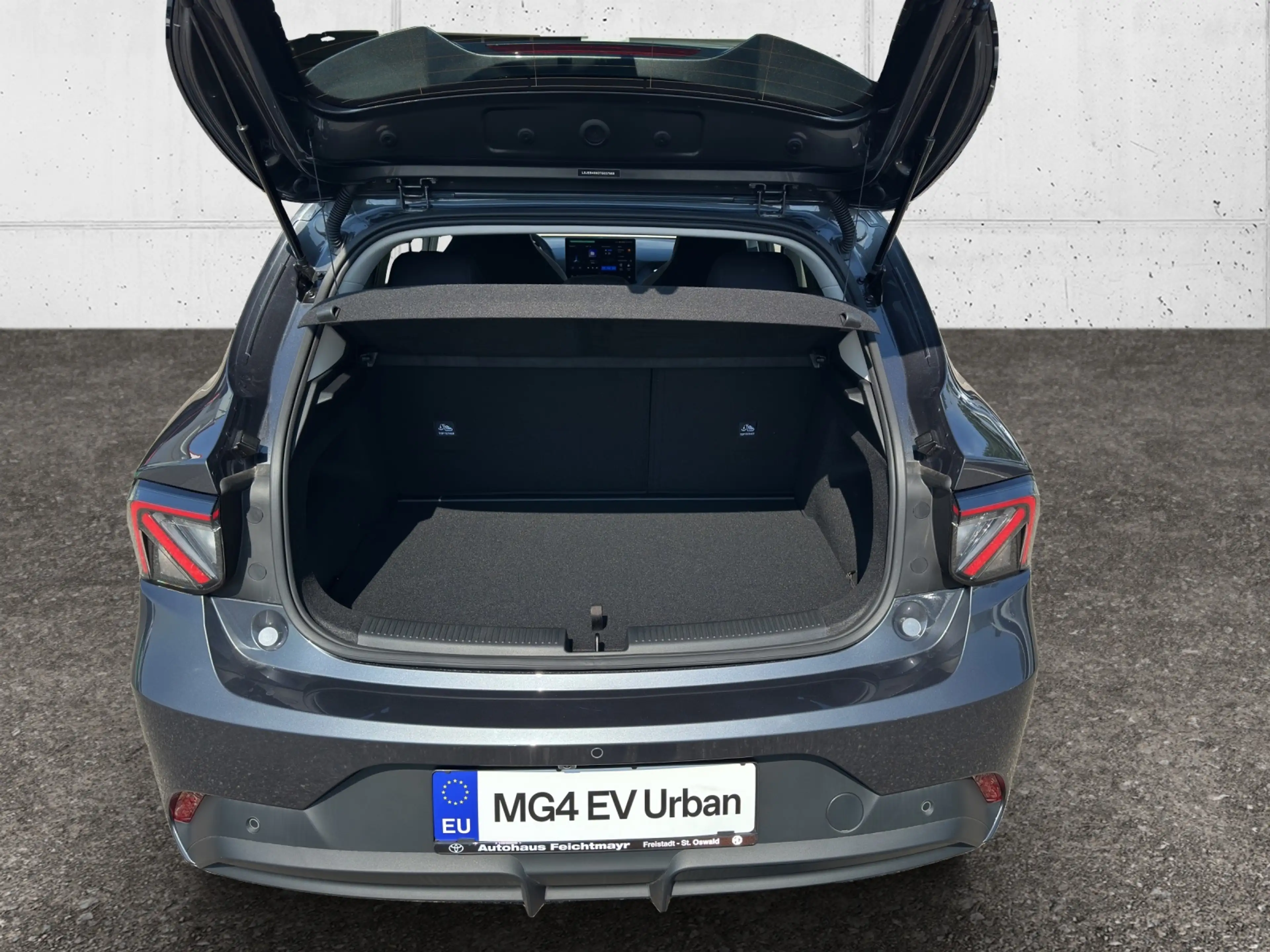 MG MG4 URBAN Luxury 54kWh - 405km 5t. — photo 9