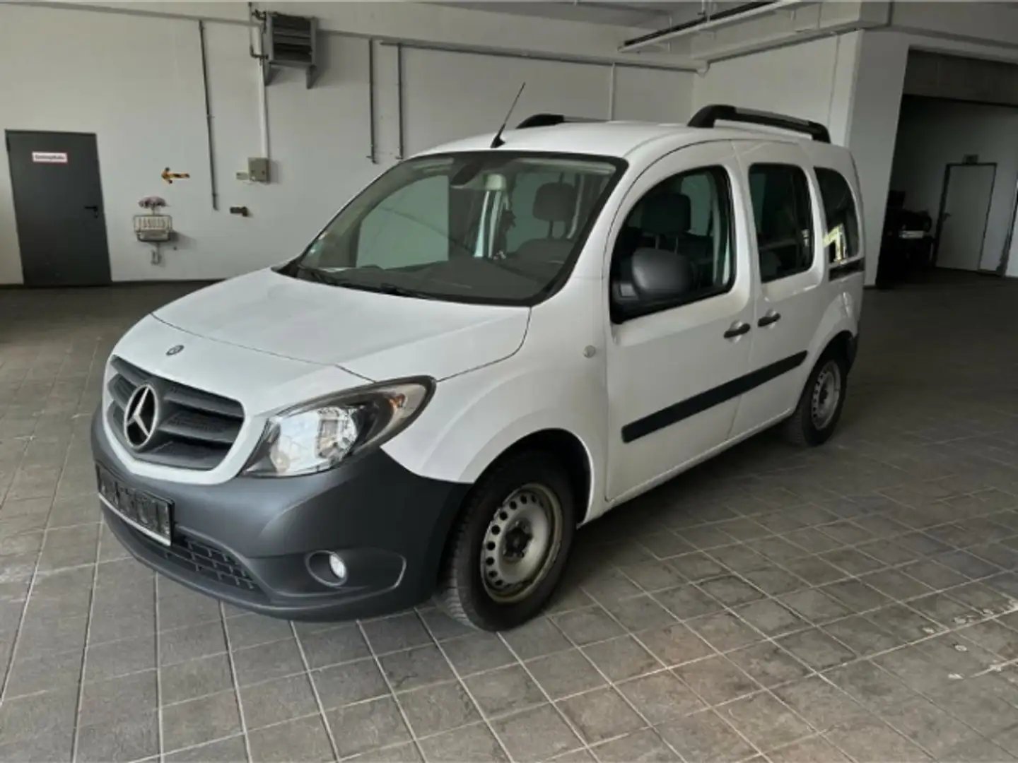 Mercedes-Benz Citan Tourer 111 CDI Klima PDC RFK Navi SHZ Tempomat Weiß - 1