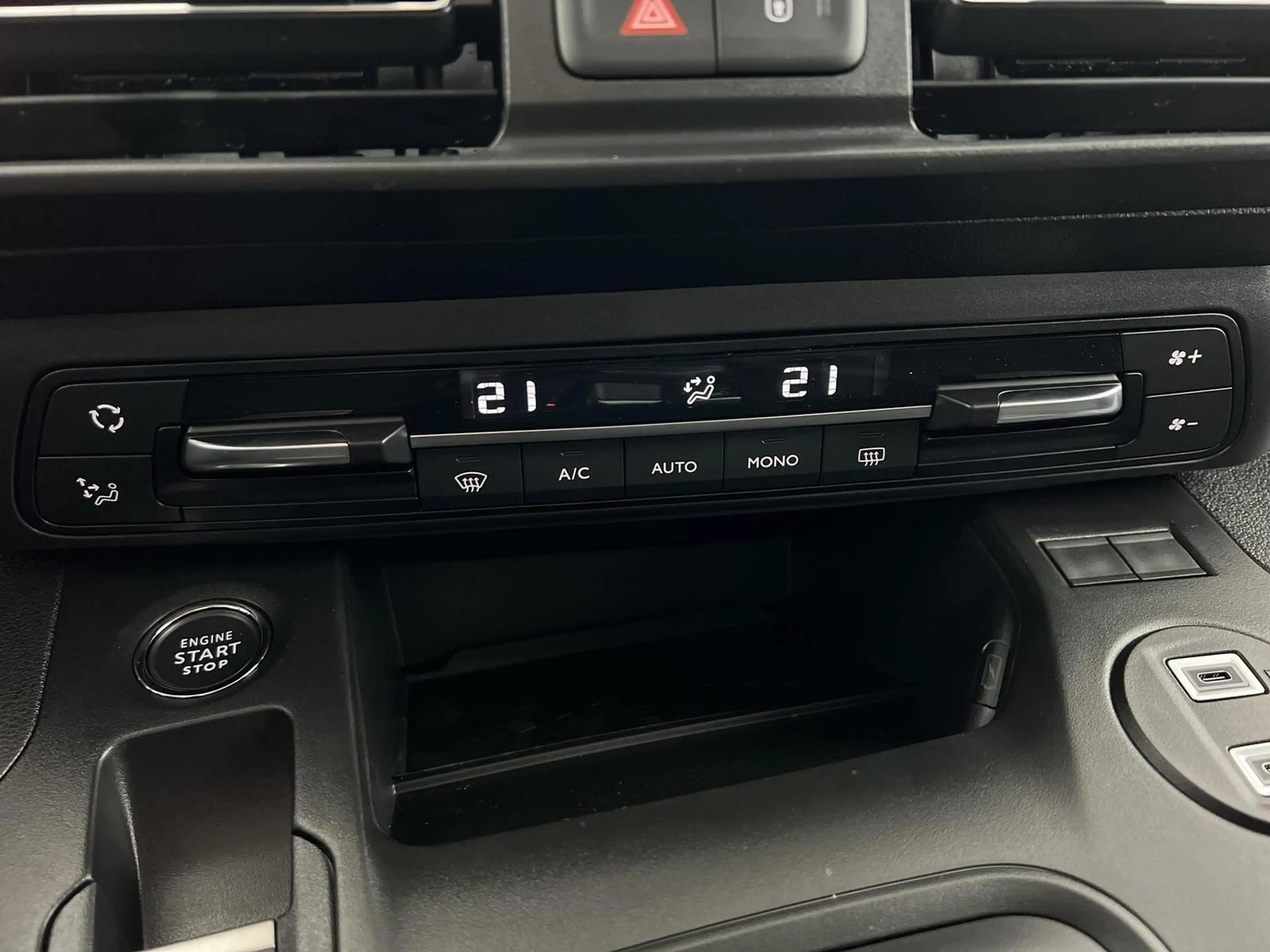 Opel Combo Life Edition XL N1 1.5D*NAVI*LKH*RFK*uvm — photo 14