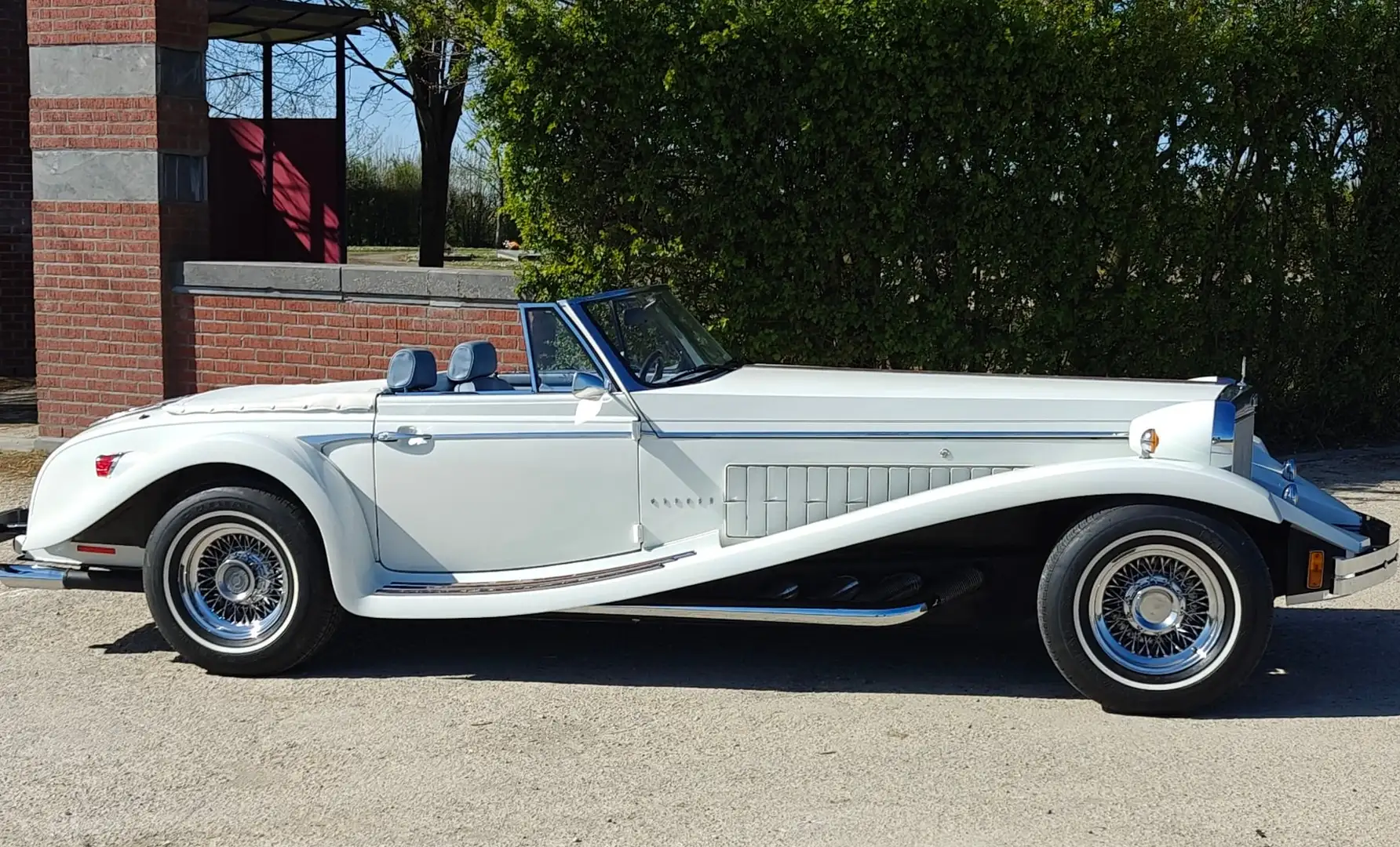 Oldtimer Clenet Blanc - 1