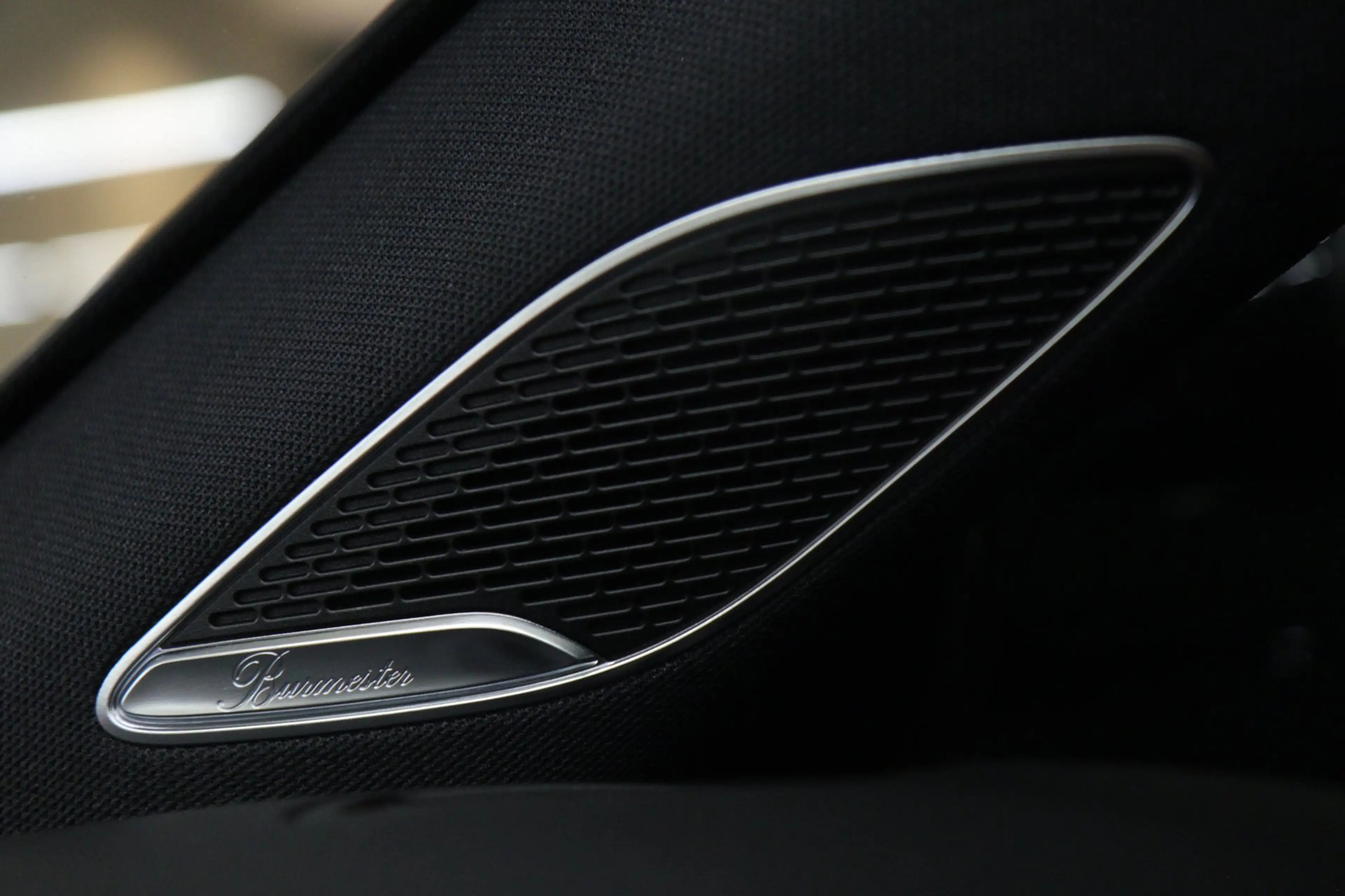 Mercedes-Benz A 220 4MATIC AMG-LINE PANO/BURM/SFEER/360CAM/KEYLESS/VOL — photo 24