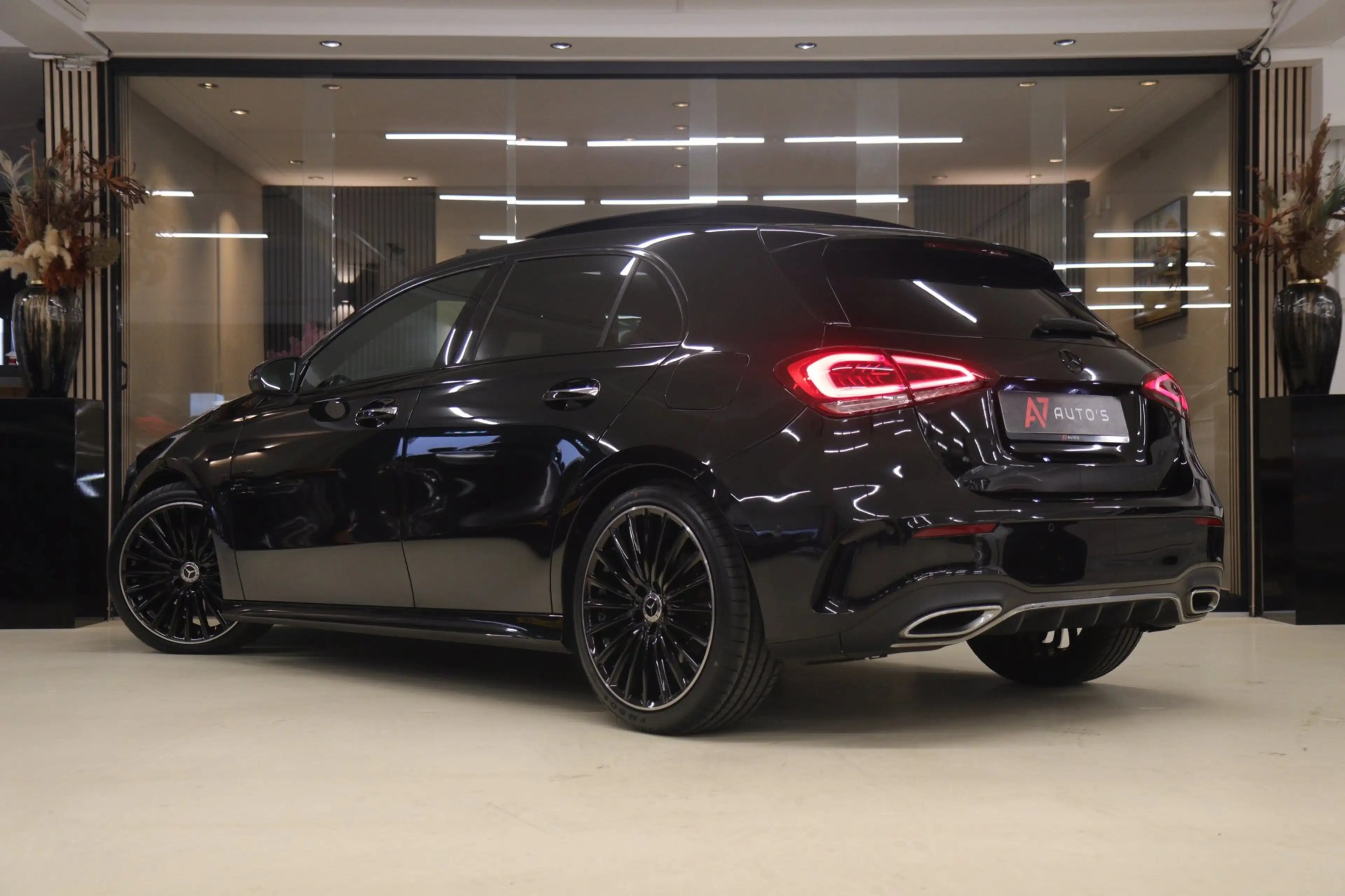 Mercedes-Benz A 220 4MATIC AMG-LINE PANO/BURM/SFEER/360CAM/KEYLESS/VOL — photo 2