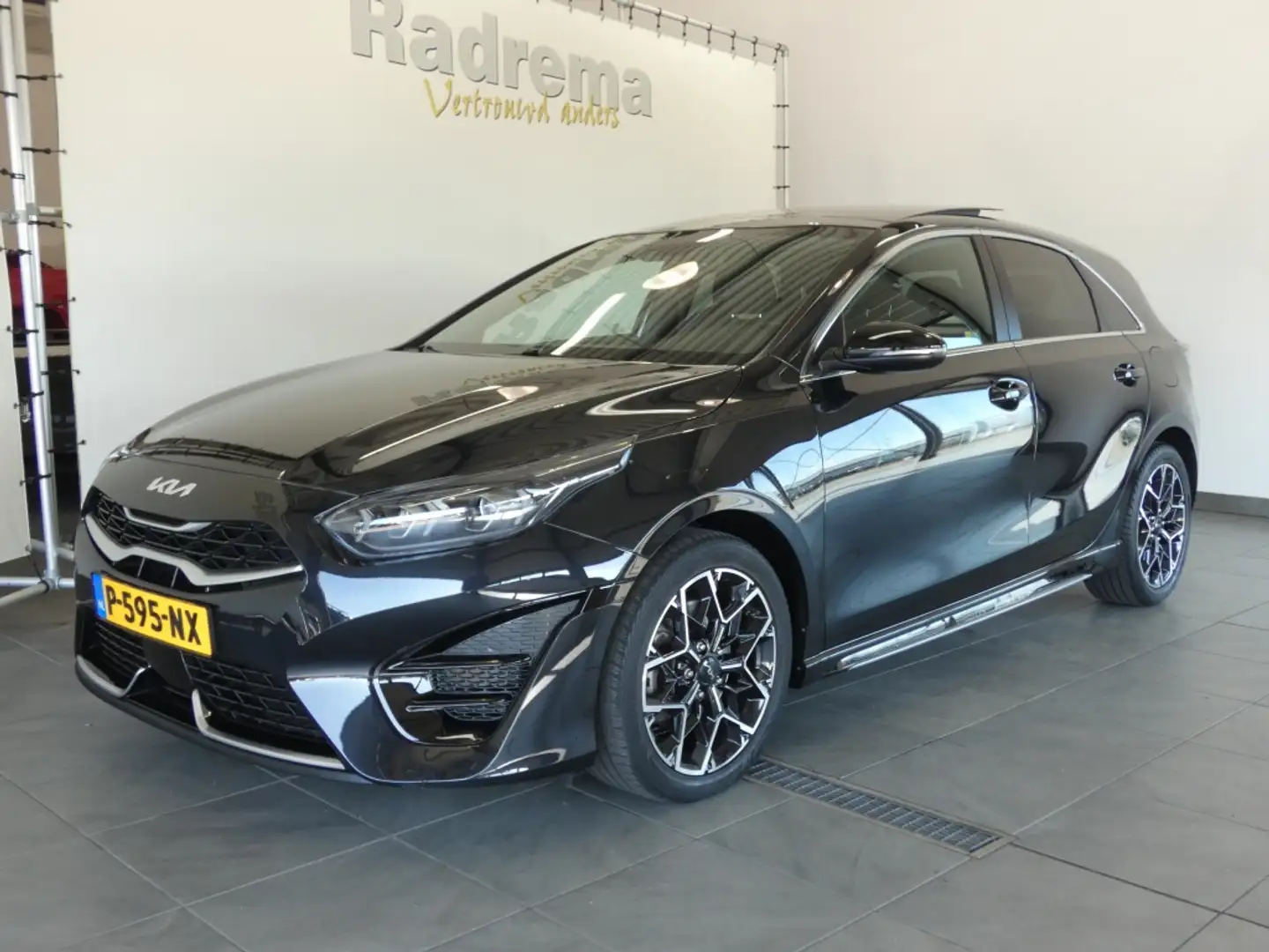 Kia Ceed / cee'd 1.0 T-GDi GT-Line Zwart - 1