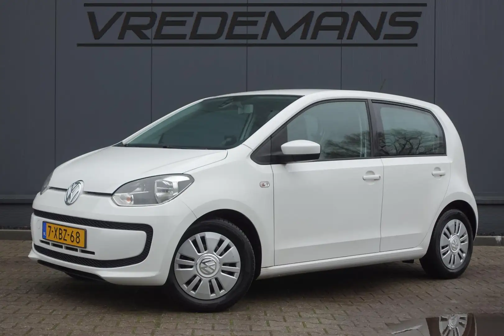 Volkswagen up! 1.0 move up! BlueMotion NAVI/AIRCO Weiß - 1