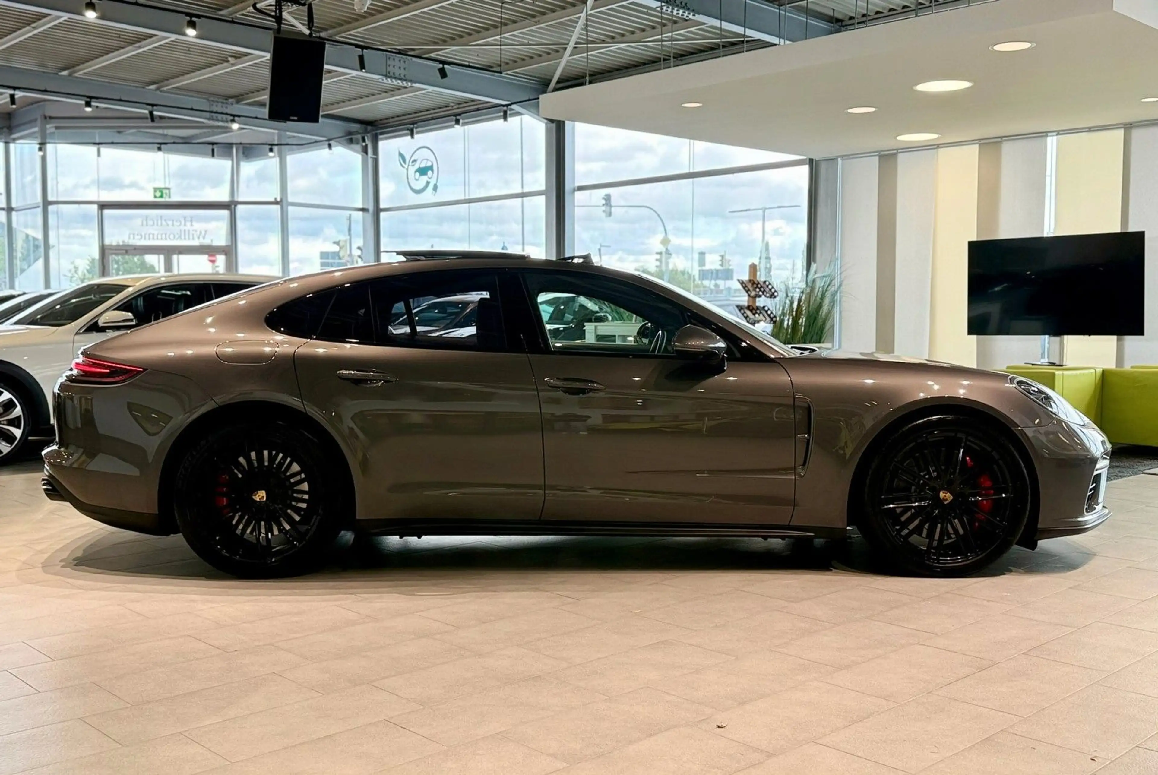 Porsche Panamera Turbo*Approved*Massage*Sitzbel.*Pano* — photo 7