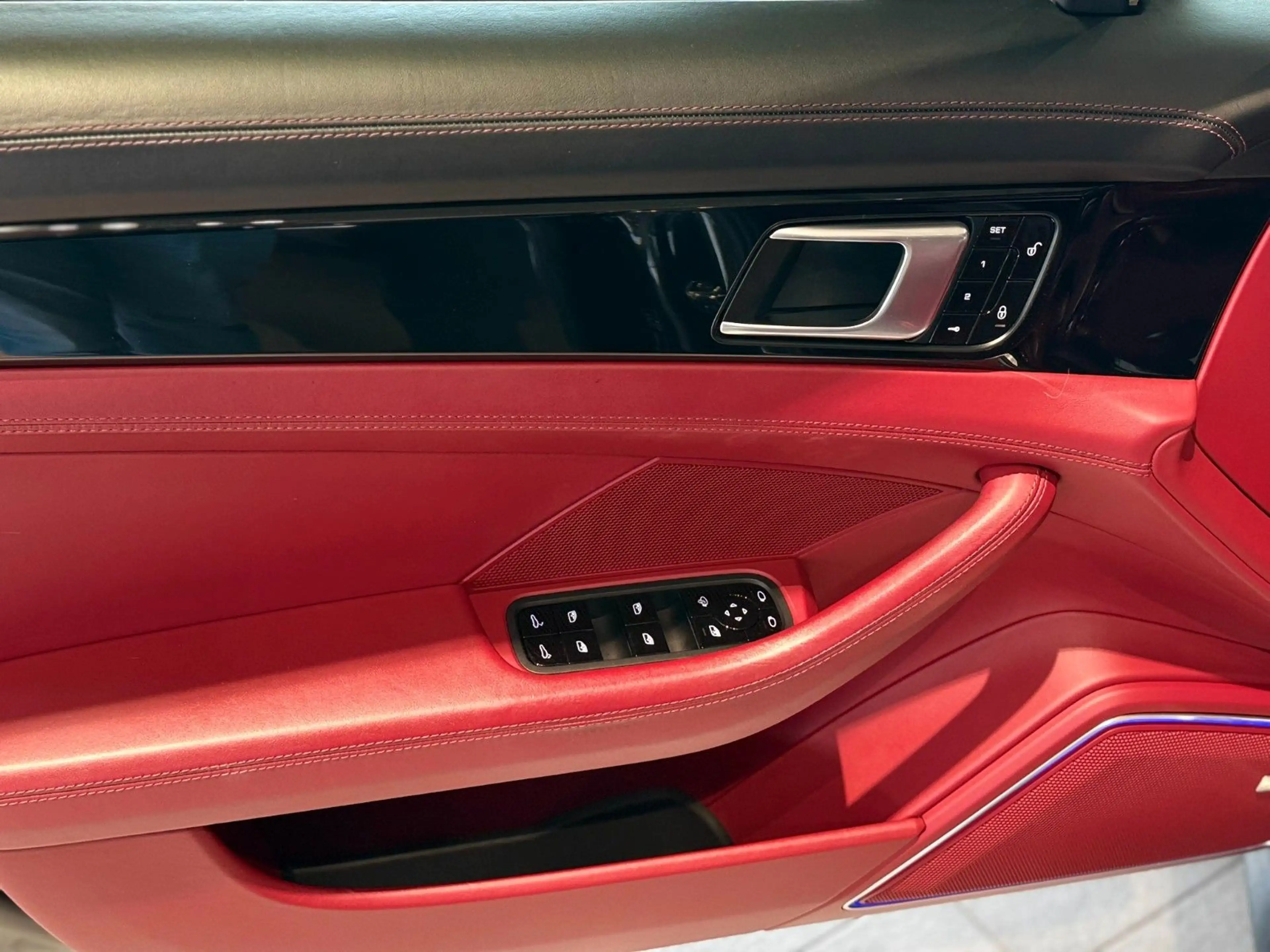 Porsche Panamera Turbo*Approved*Massage*Sitzbel.*Pano* — photo 10