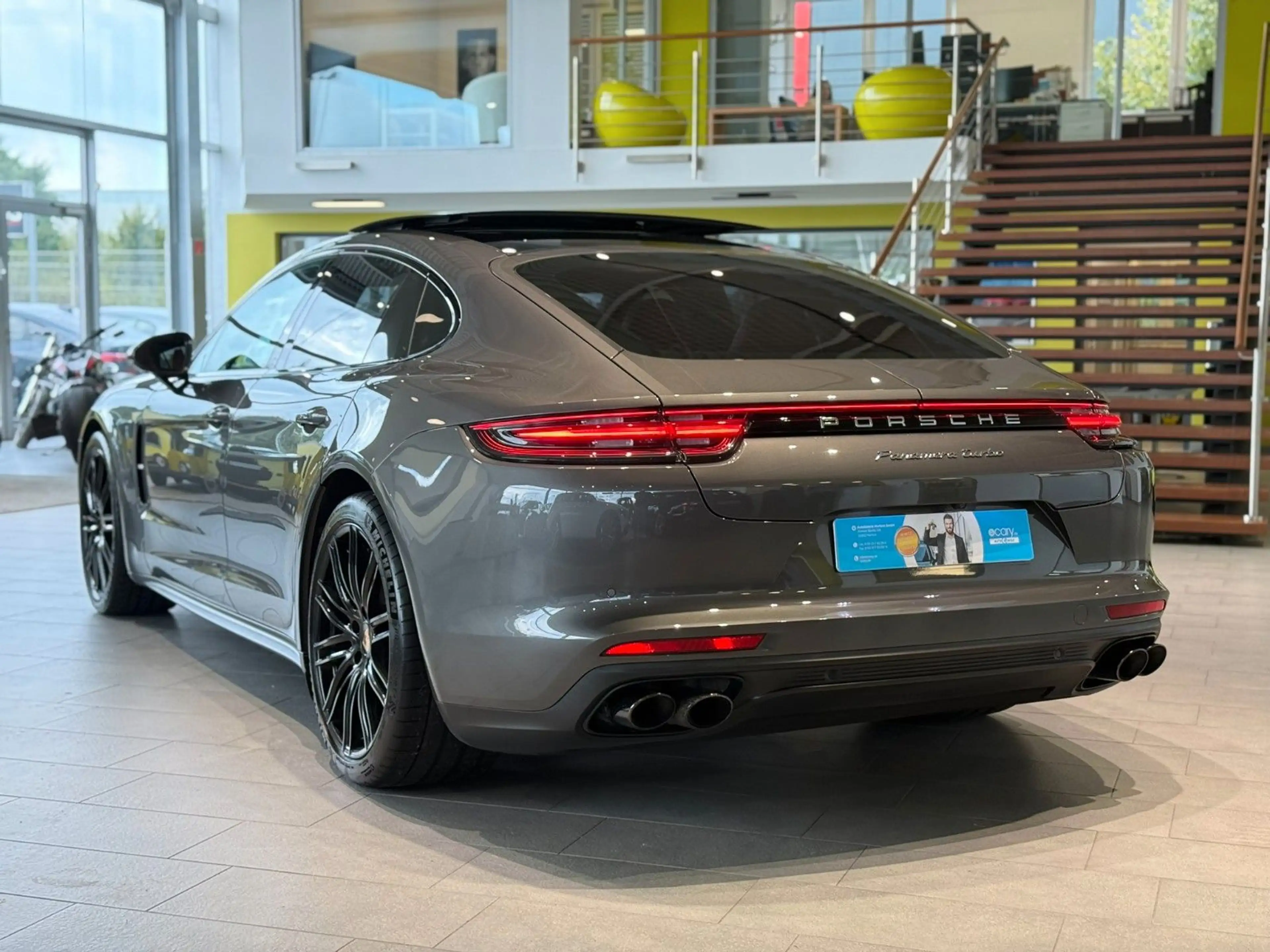 Porsche Panamera Turbo*Approved*Massage*Sitzbel.*Pano* — photo 4
