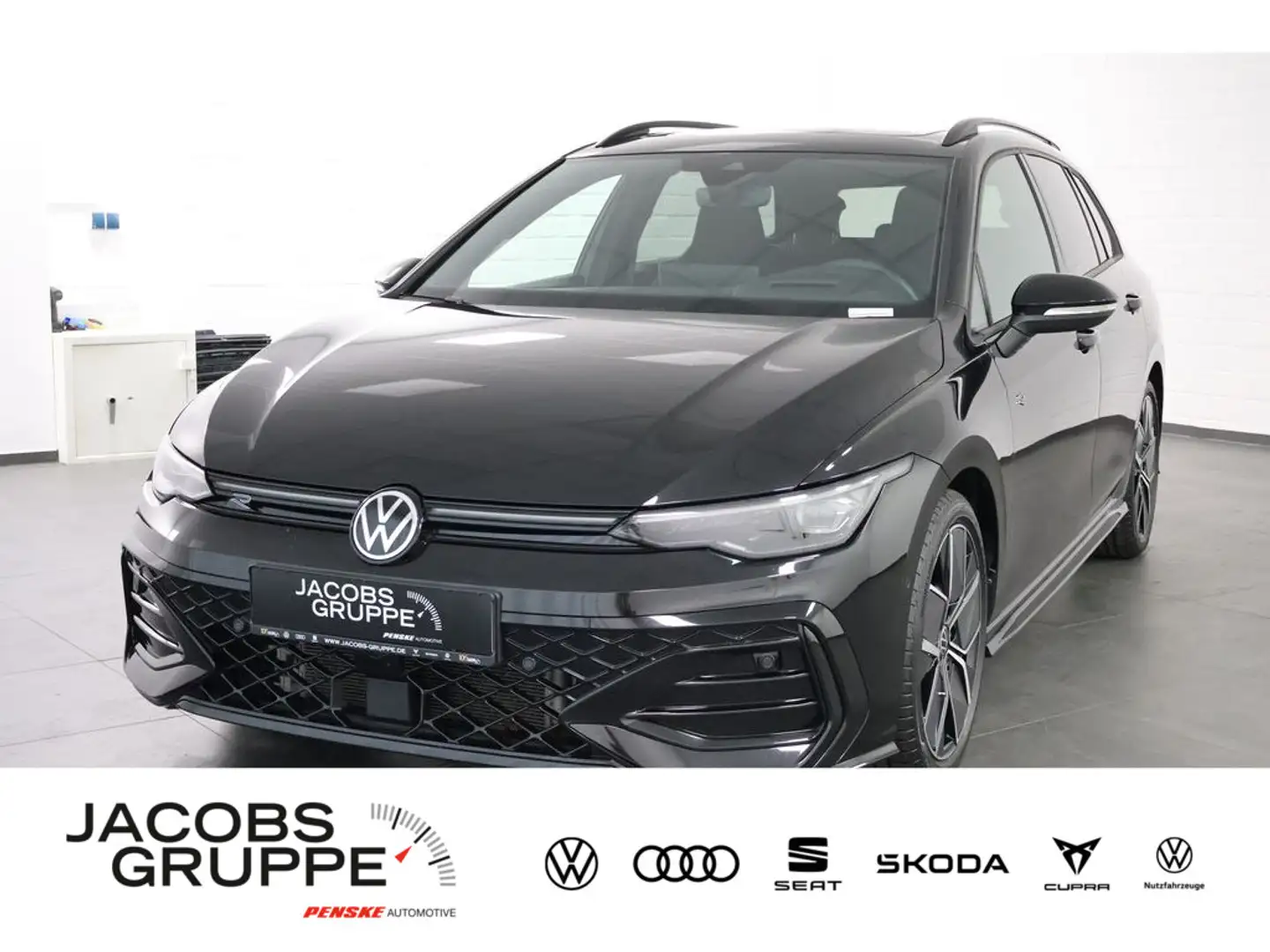 Volkswagen Golf VIII Variant 2.0 TDI R-Line "Black Style" Schwarz - 2