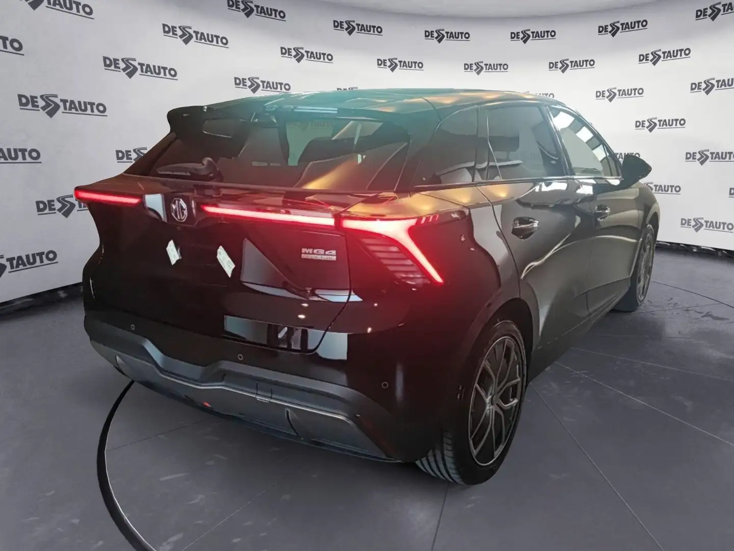 MG MG4 MG4 Luxury 64 kWh Nero - 2