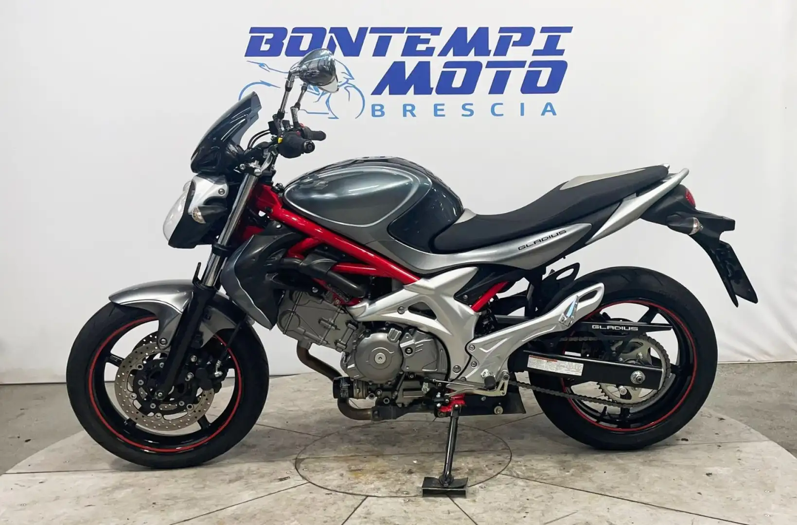 Suzuki Gladius 2011 - DEPOTENZIATA - PAT A2 Grigio - 2