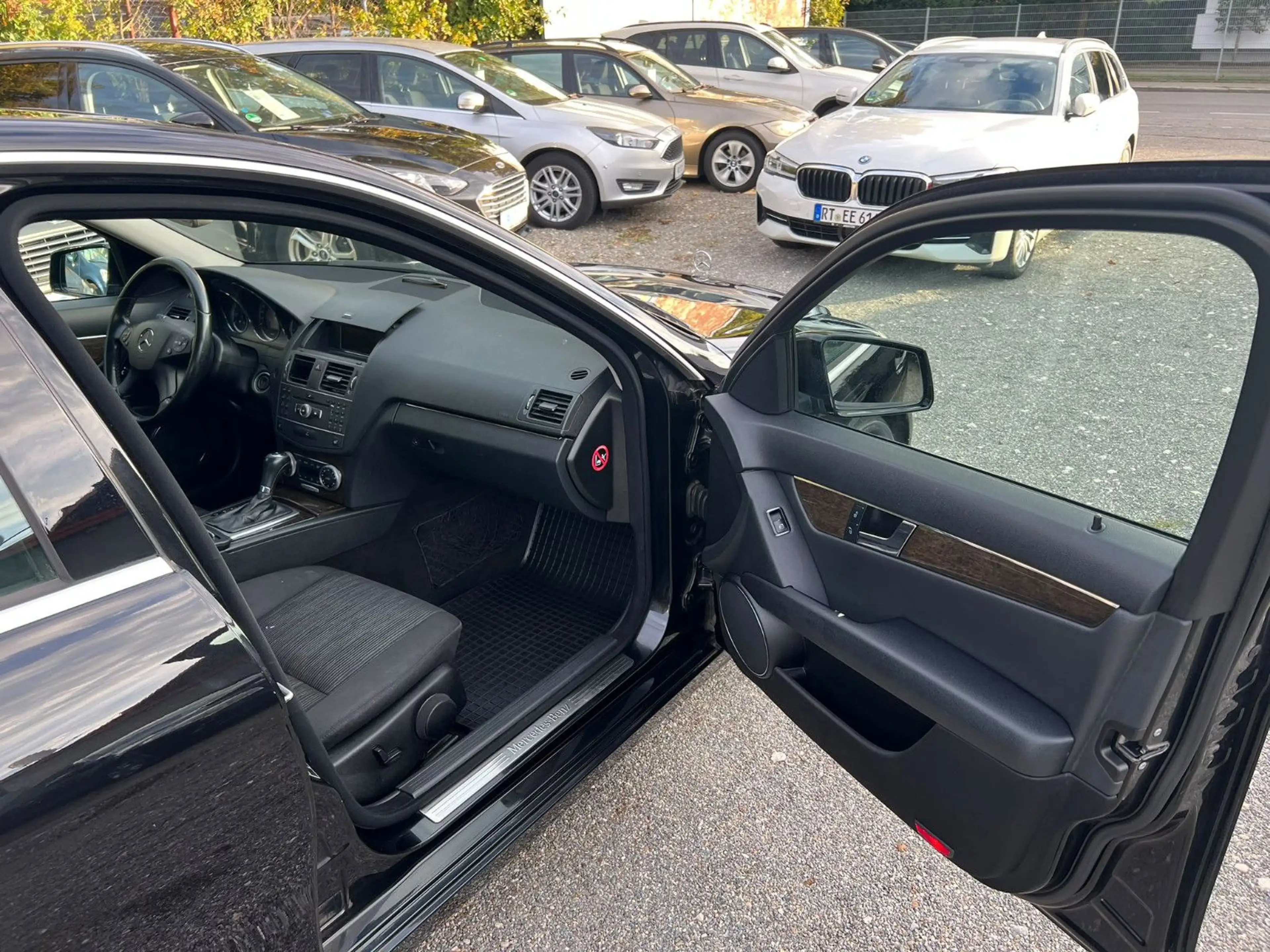 Mercedes-Benz C 180 C Limousine C 180 CGI BlueEfficiency — photo 13