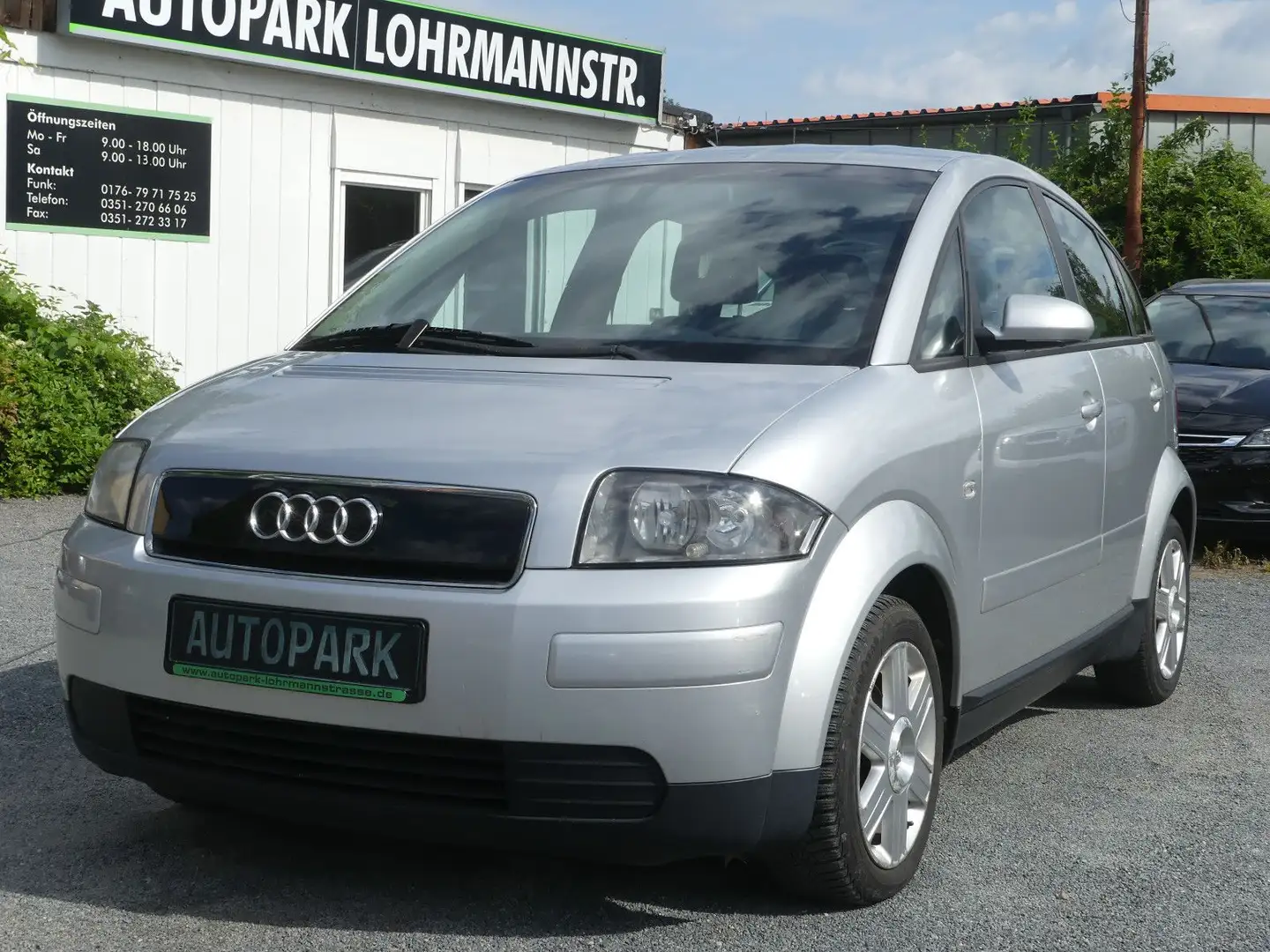 Audi A2 1.4*Klima*1.Hand*SH-gepfl.*Nr.71 srebrna - 1