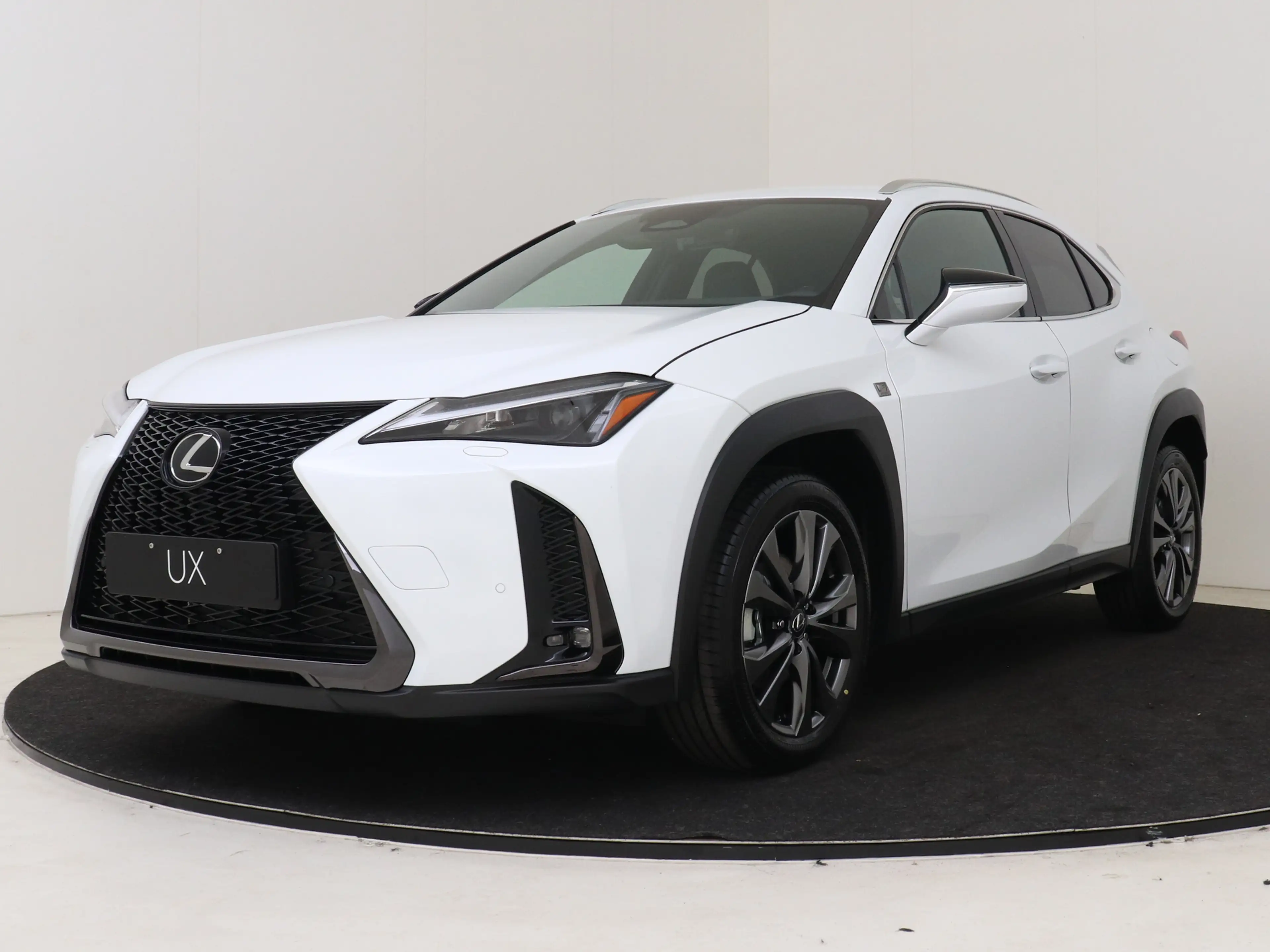 Lexus UX 300h 35th Edition | Lederen Bekleding | Stoelverwarming — photo 2