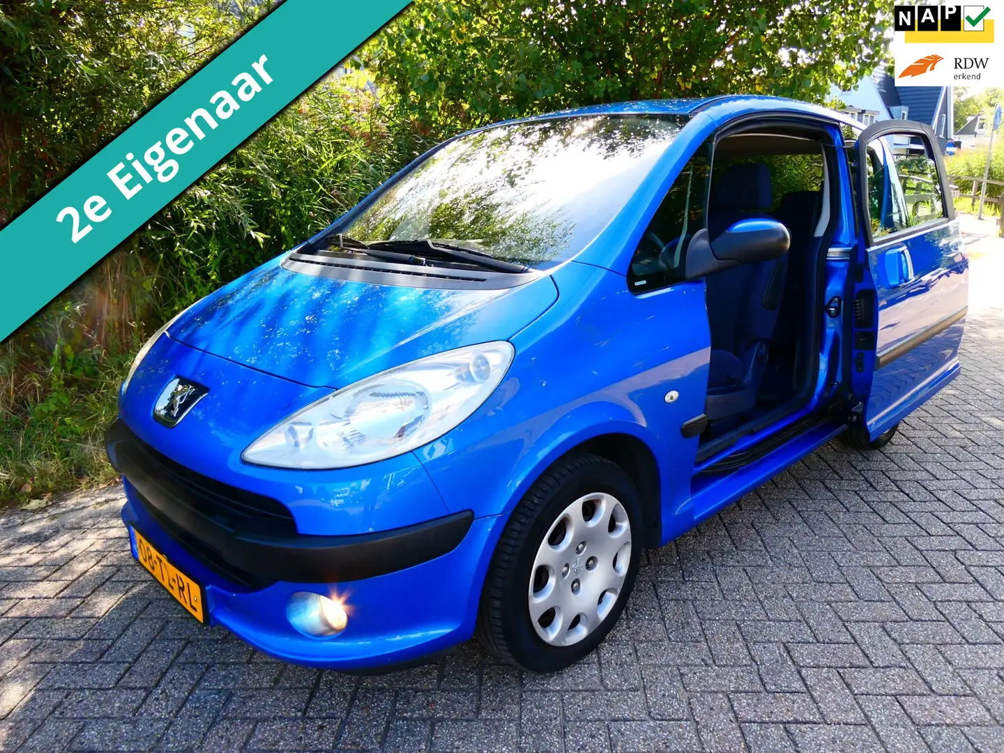 Peugeot 1007 1.6-16V 110pk Gentry Automaat 2e eig. Clima Trekha Blau - 1