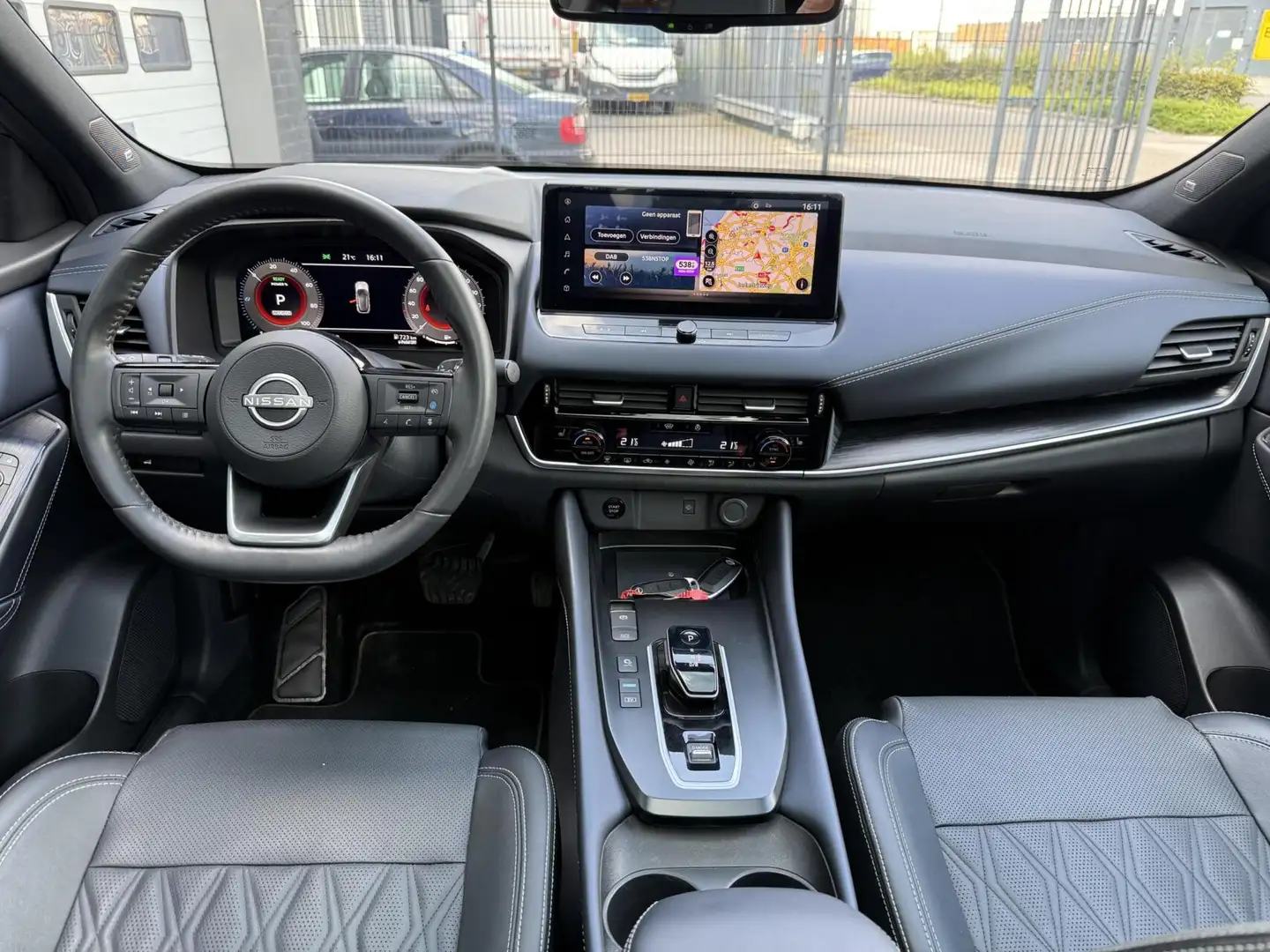 Nissan Qashqai 1.5 e-Power Tekna Plus massage stoel, pano, head u Grijs - 2