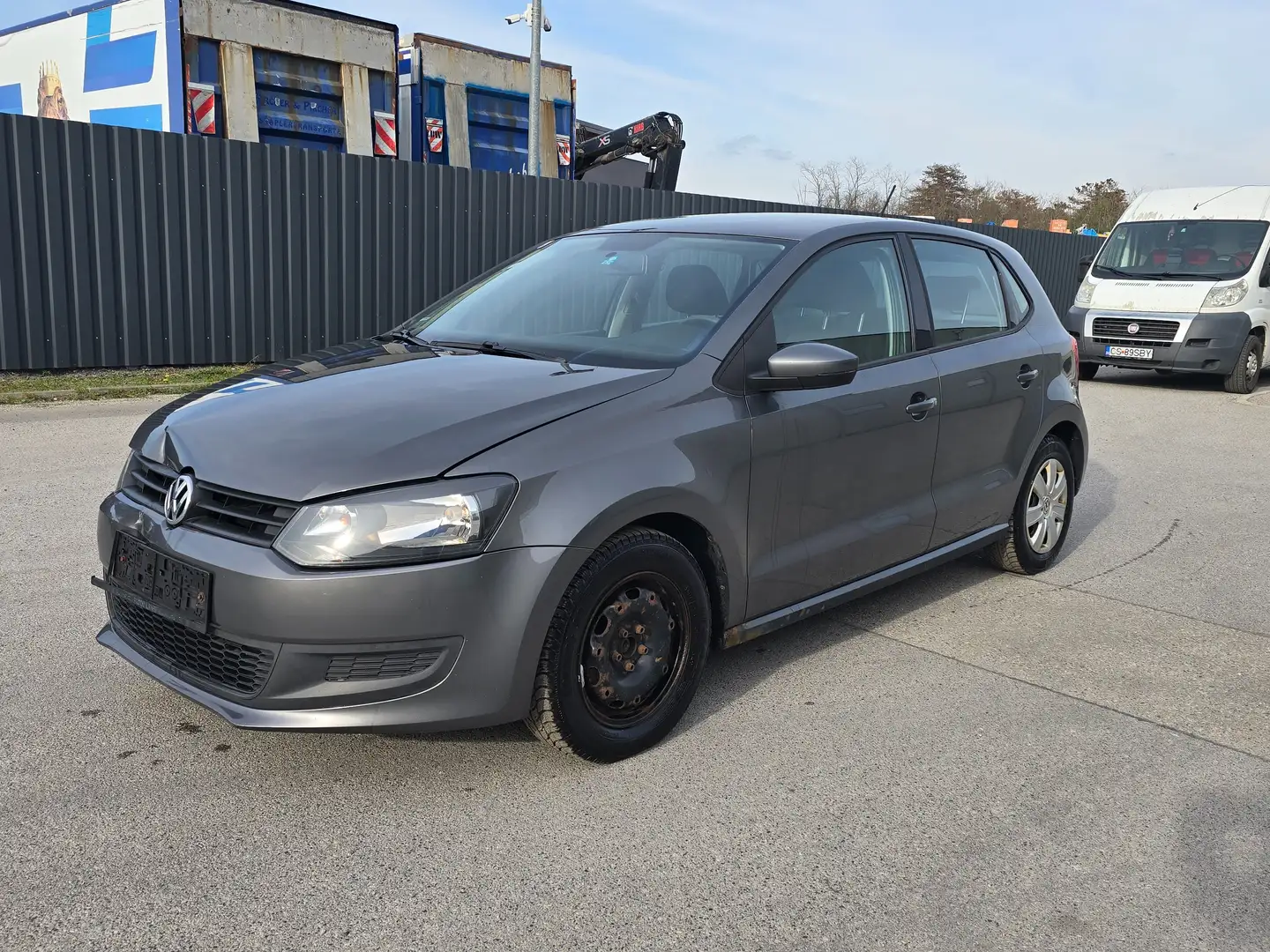 Volkswagen Polo Trendline 1,2 Klima*Pickerl 04/2026 inkl. Grijs - 1