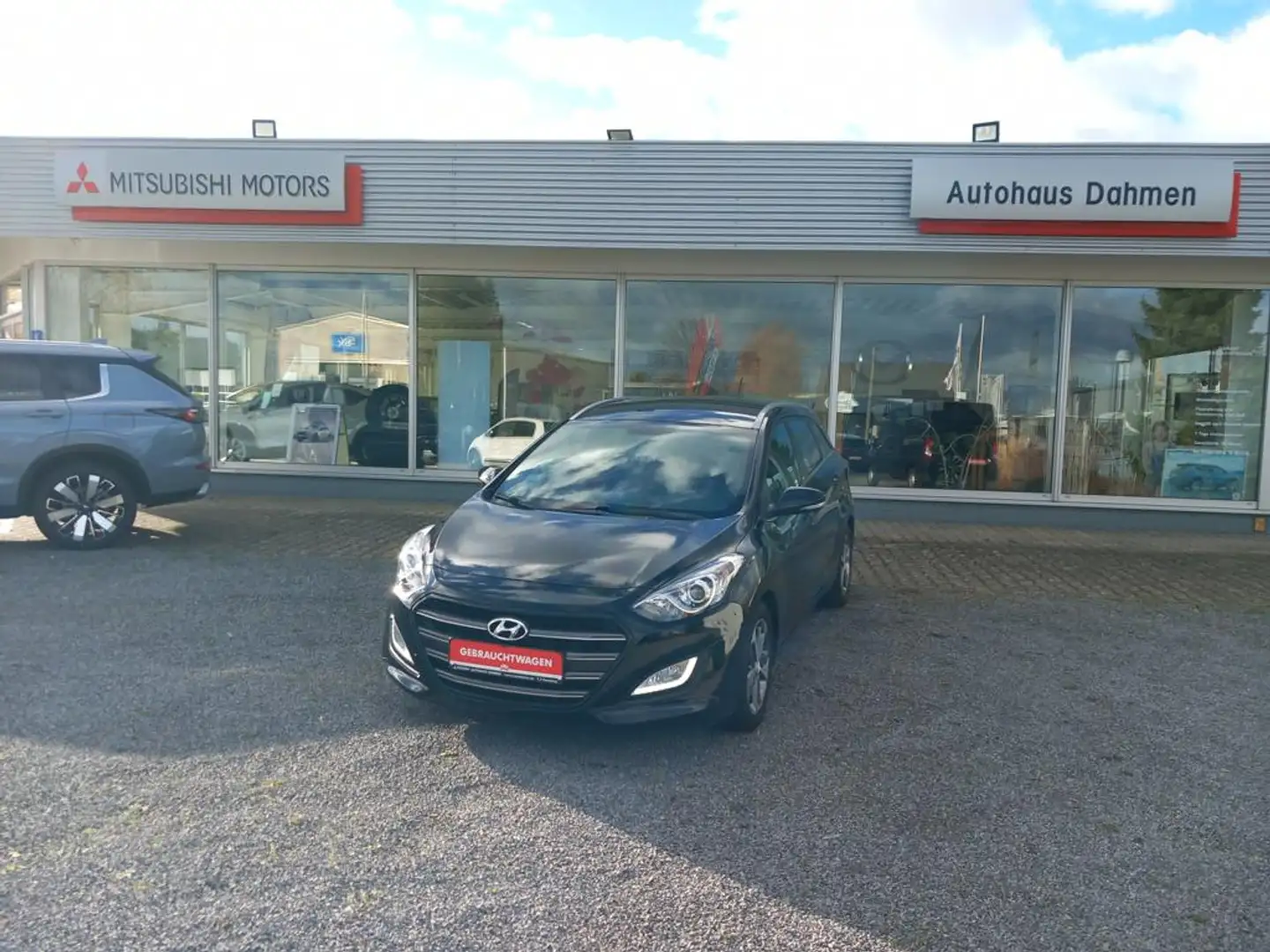 Hyundai i30 CW 1.4 Passion Sitzheizung - 1