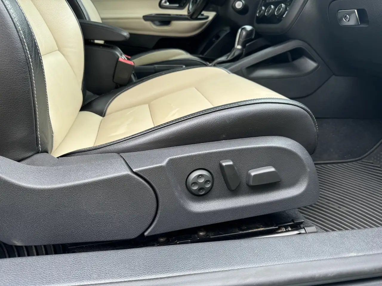 Volkswagen Eos снимка Volkswagen Eos