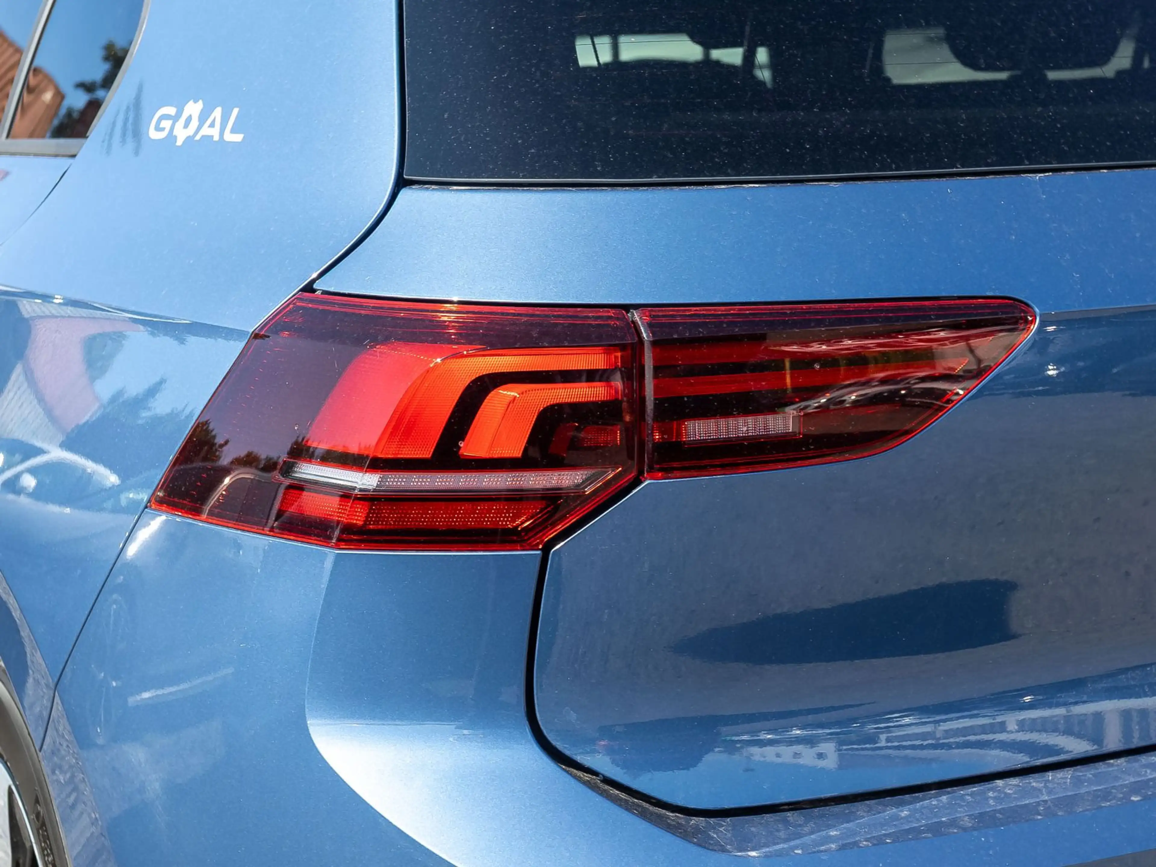 Volkswagen Golf VIII Goal 1.5 eTSI DSG Navi LED ACC EPH AHK — photo 9