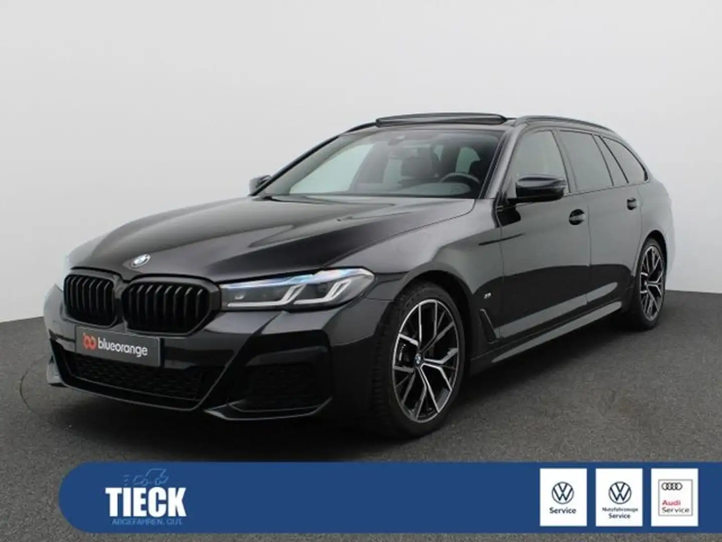 BMW 520 5-serie Touring i M-Sport 184PS AUT8 Pano Park-Ass Noir - 1