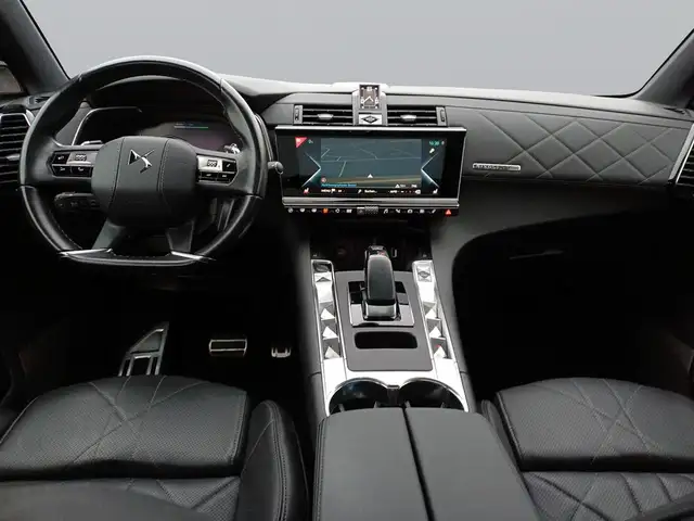 DS Automobiles DS 7 Crossback view 12