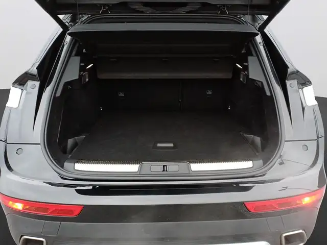 DS Automobiles DS 7 Crossback view 9