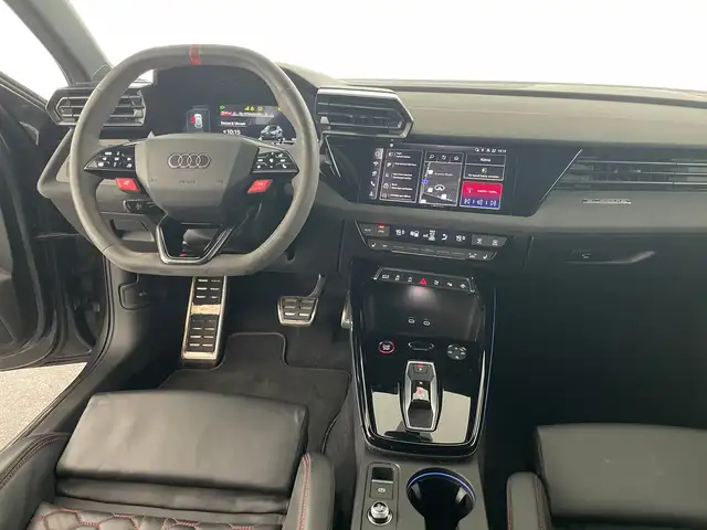 Audi RS3 view 10