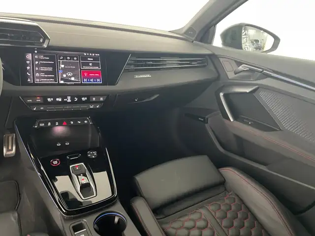 Audi RS3 view 11