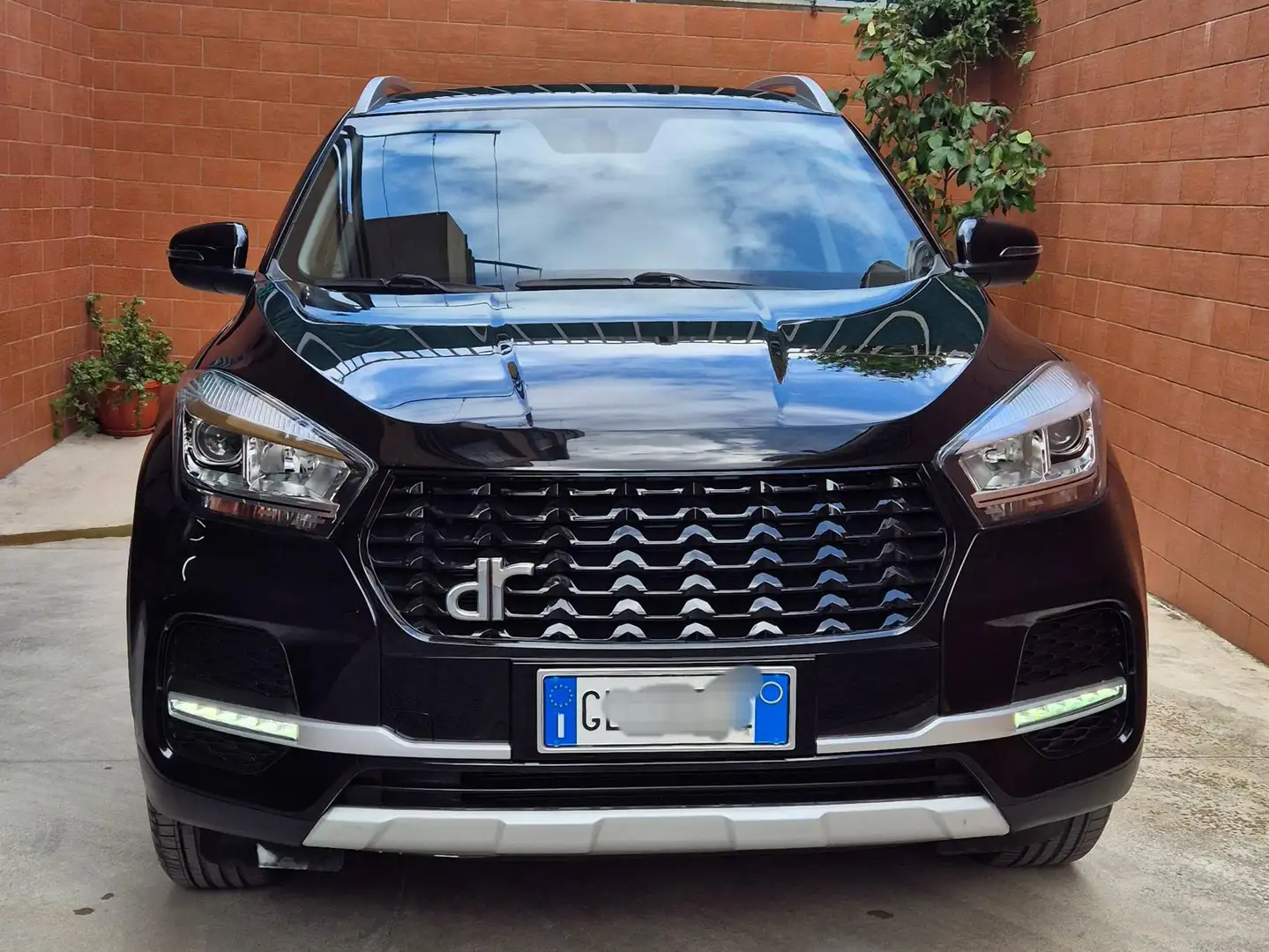 DR Automobiles DR4 DR 4.0 4.0 1.5 Gpl 114cv Schwarz - 1