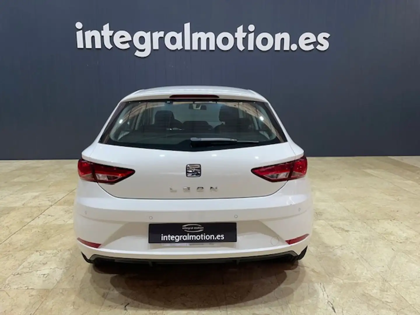 SEAT Leon 1.6 TDI 85kW (115CV) St&Sp Style Blanco - 2