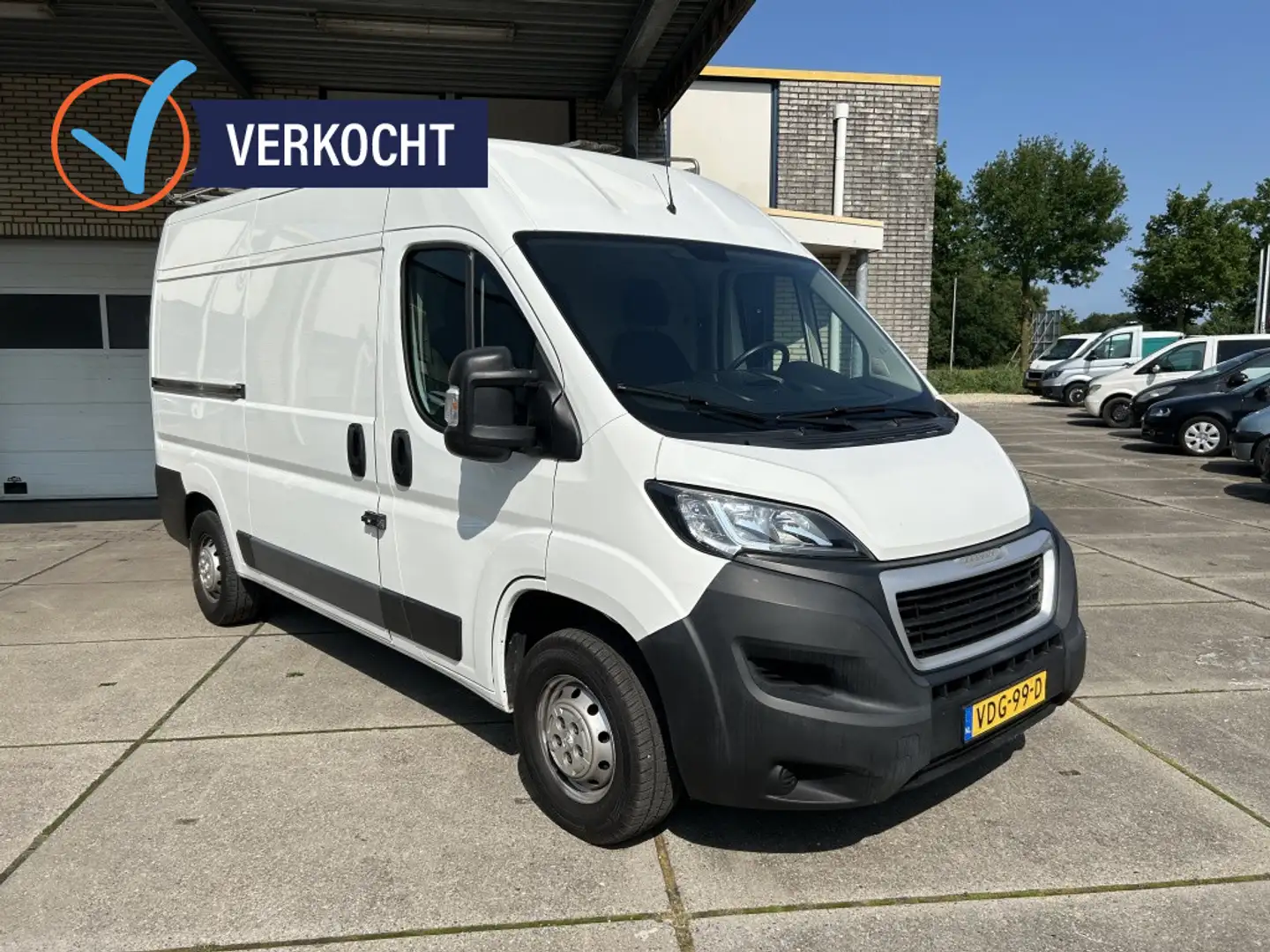Peugeot Boxer 330 2.2 HDI L2H2 NAVI 140 PK 73000 KM Blanc - 1