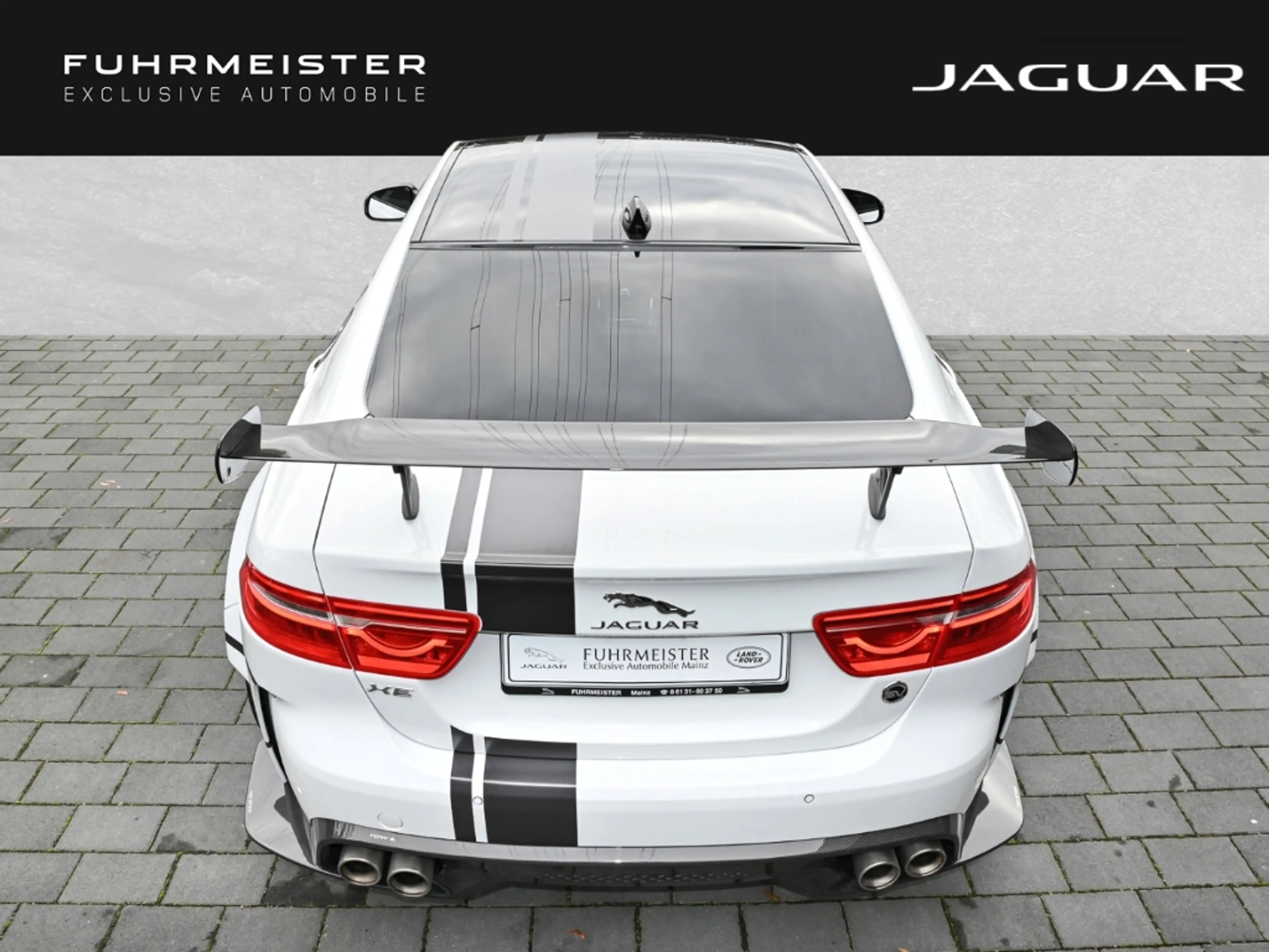 Jaguar XE Project 8 Track Pack 1 of 300 Deutsche Zulassung — photo 9
