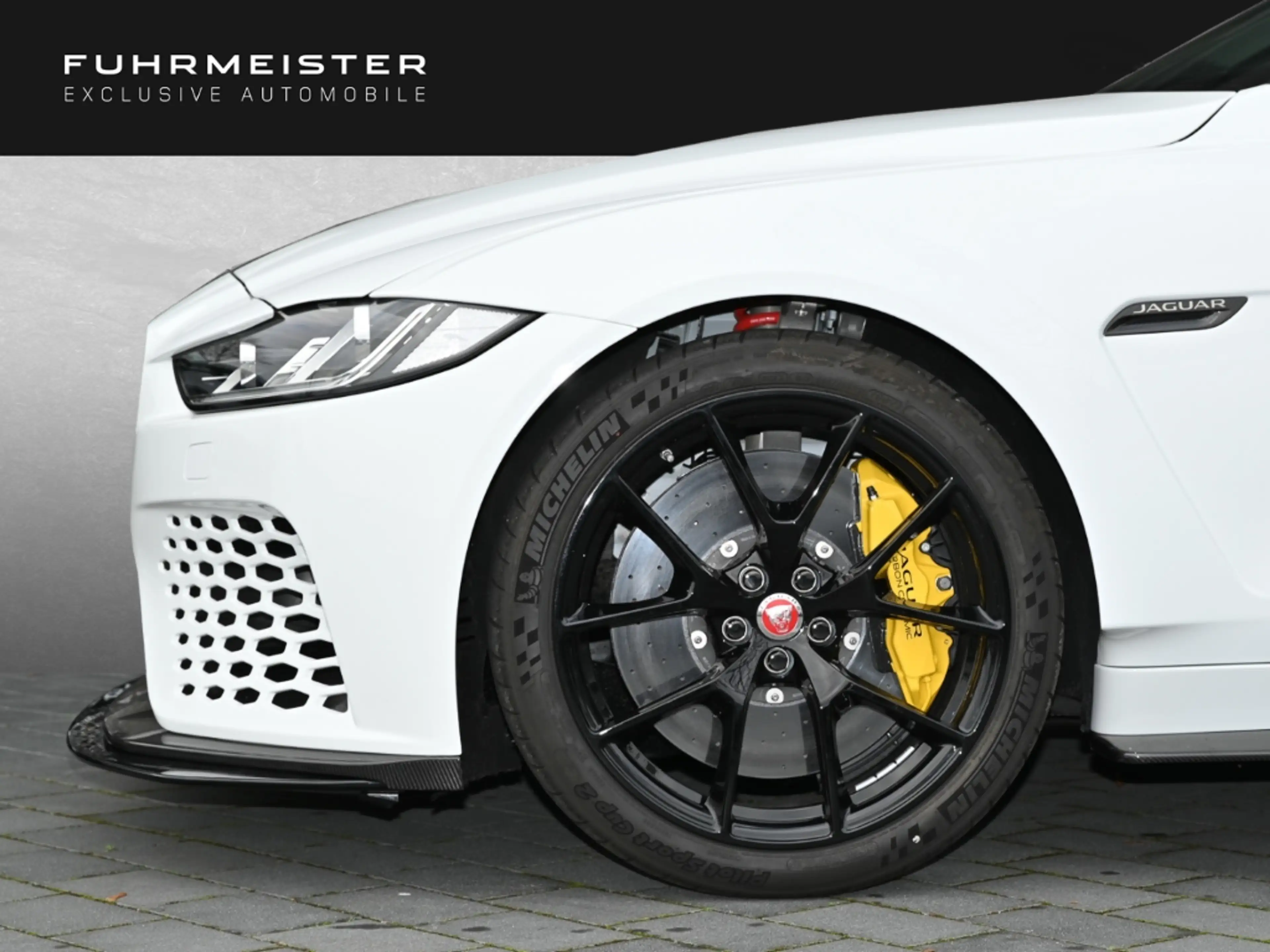 Jaguar XE Project 8 Track Pack 1 of 300 Deutsche Zulassung — photo 12