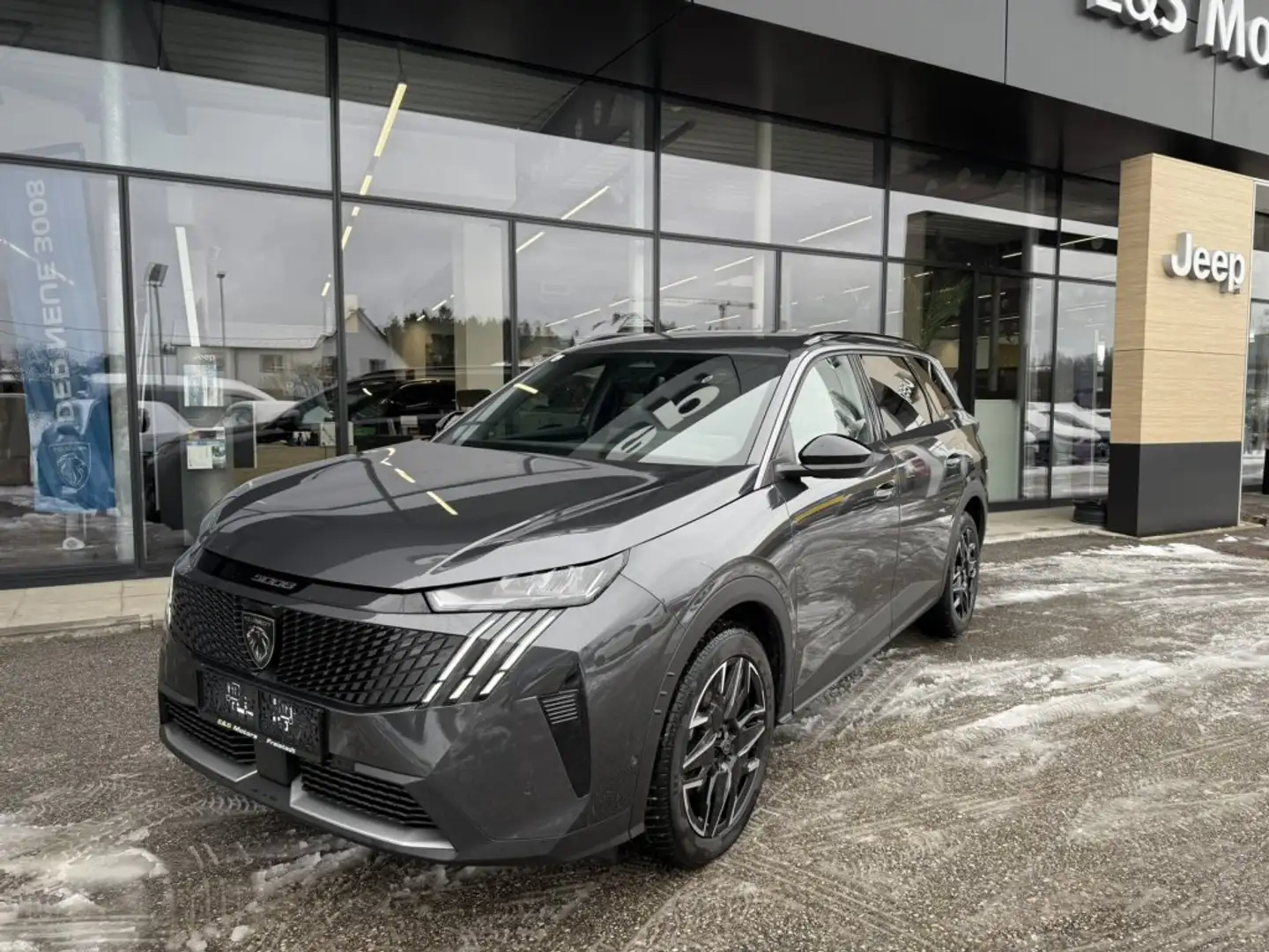 Peugeot 5008 ALLURE Hybrid 145 e-DCS6 Grau - 1