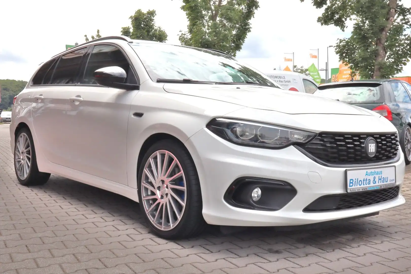 Fiat Tipo 1.4 T-Jet Start&Stopp S-Design !Xenon+Navi! Weiß - 2