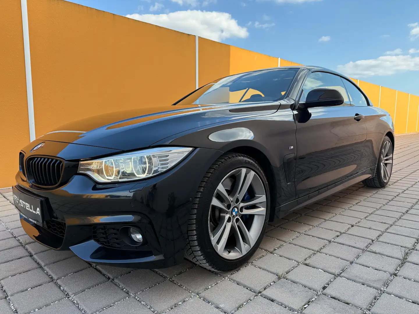 BMW 435 i F33 Cabrio N55 M-Paket / AHK / ACC / H&K /360Kam Noir - 1