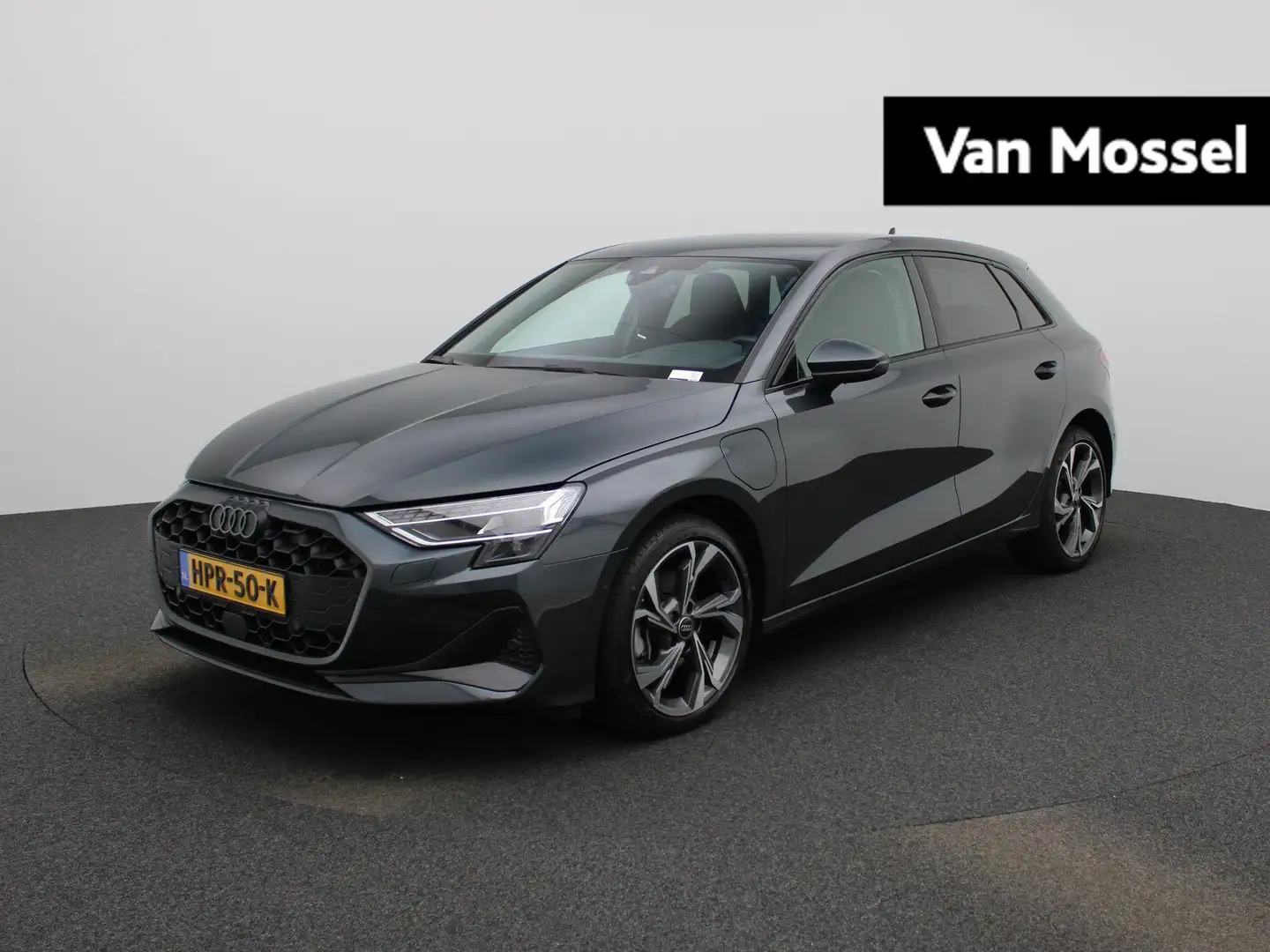 Audi A3 Sportback 40 TFSI e Advanced edition Gris - 1