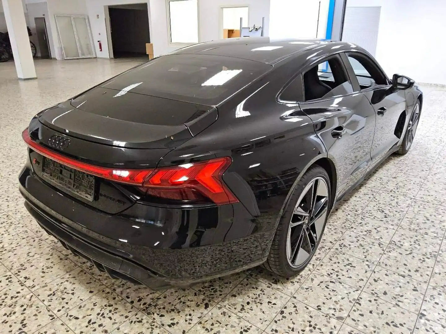 Audi e-tron RS GT quattro Klima Navi Leder Rückfahrkamera Schwarz - 2
