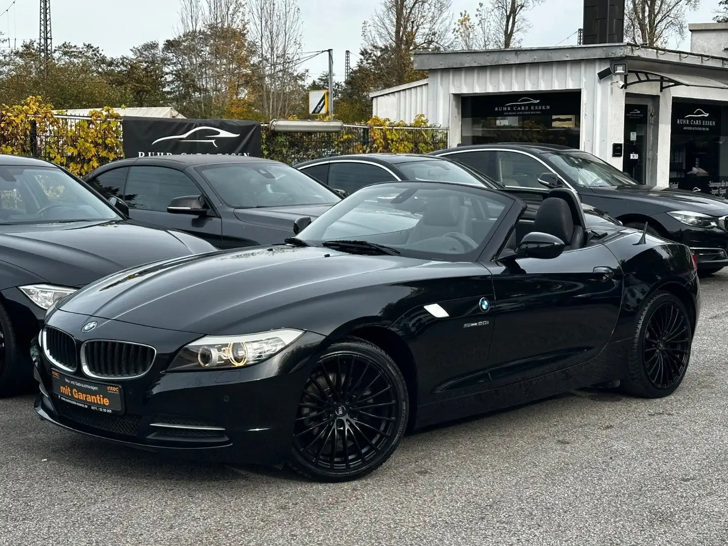 BMW Z4 sDrive20i BIXENON * 82 TKM * M PAKET * TOP * Schwarz - 1