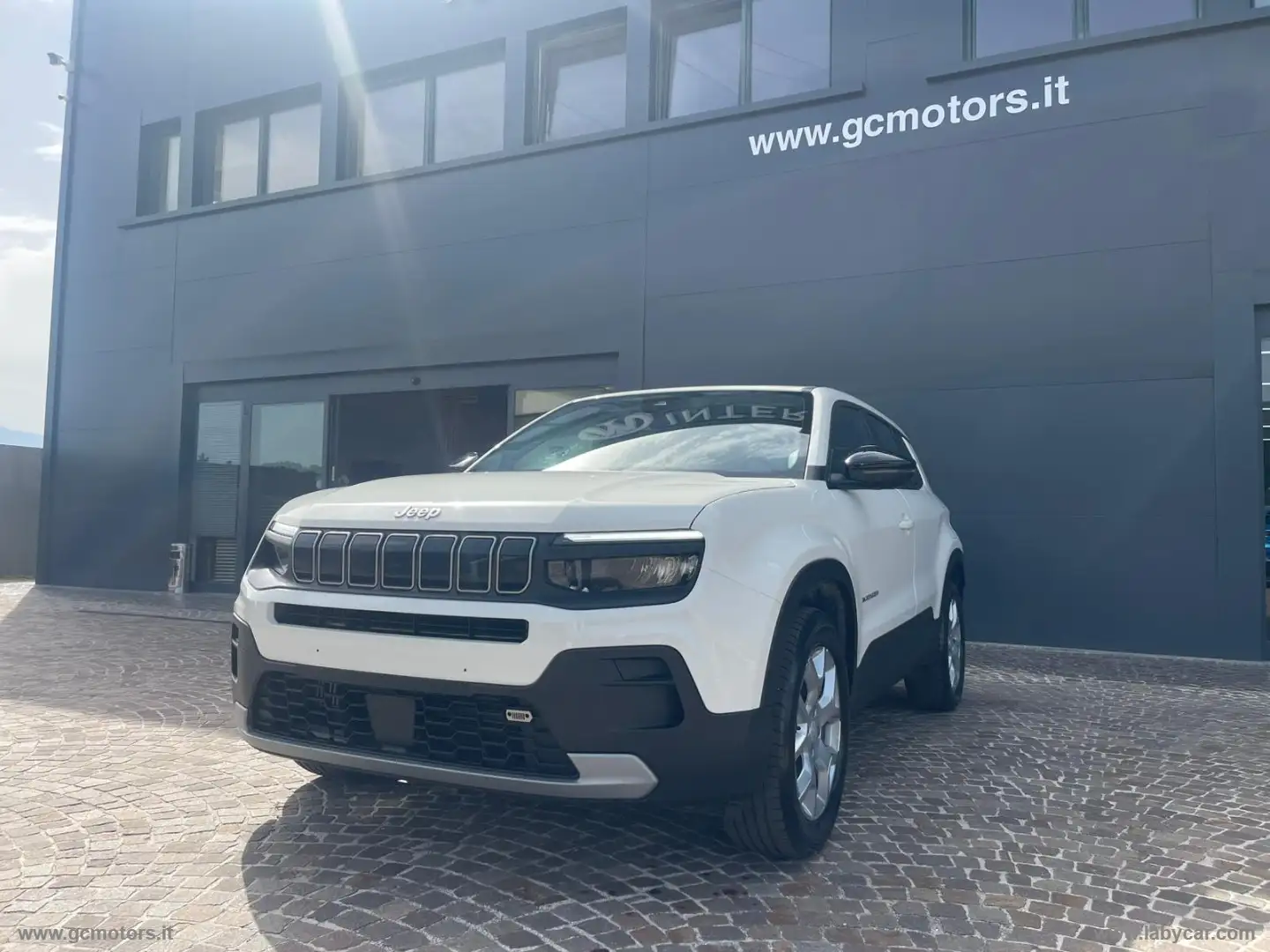 Jeep Avenger 1.2 Turbo Altitude Bianco - 1
