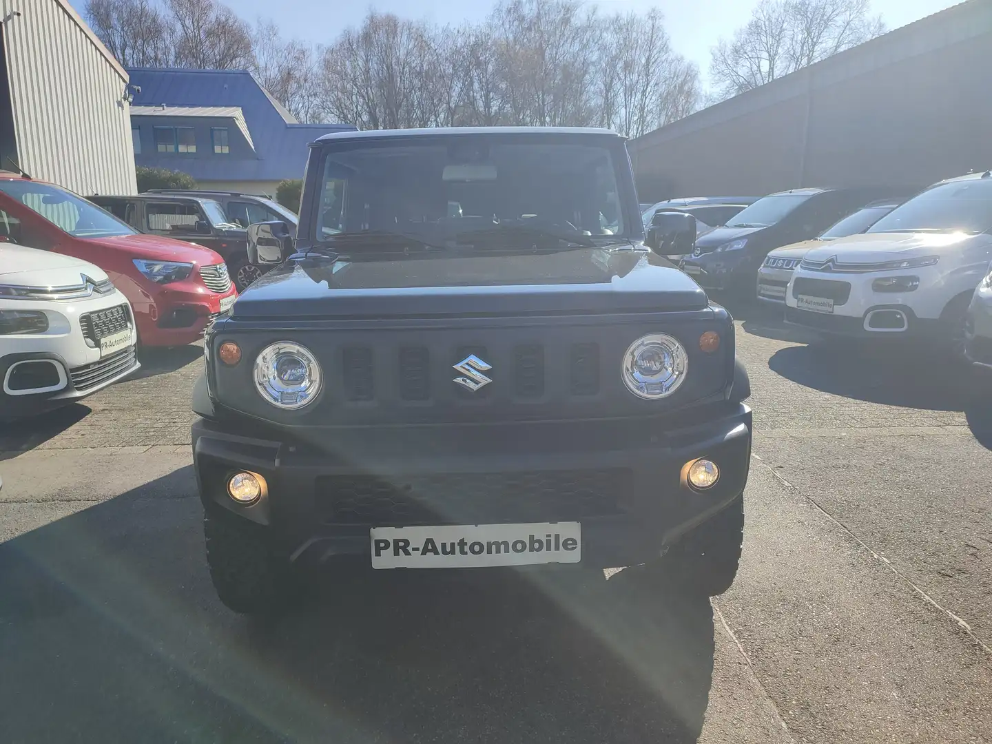Suzuki Jimny Jimny 1.5 ALLGRIP Comfort+ Klimaaut/AHK/Alu Schwarz - 2