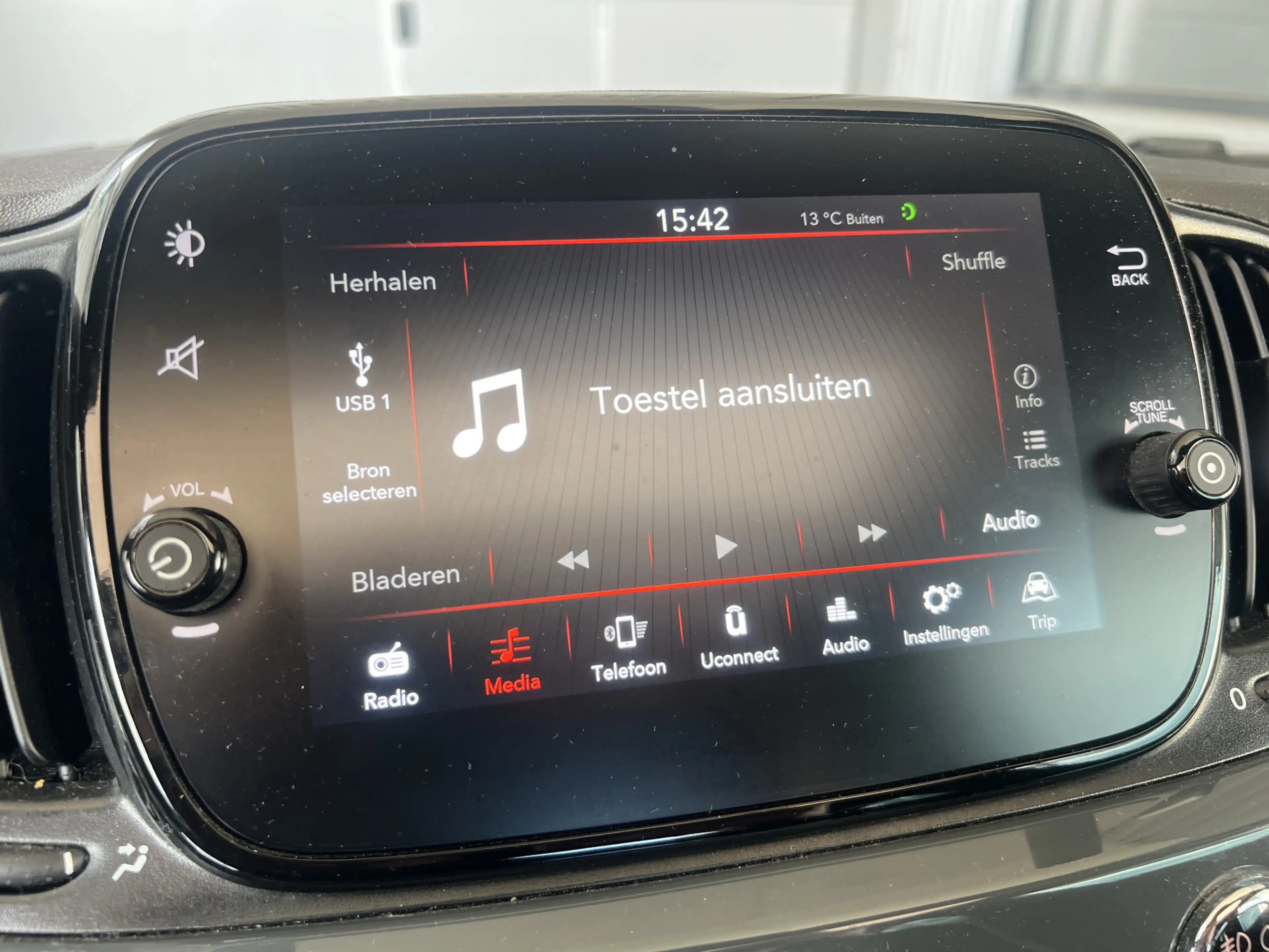 Fiat 500 1.0 Hybrid Lounge | SCHUIF/KANTELDAK | CARPLAY/AND — photo 22
