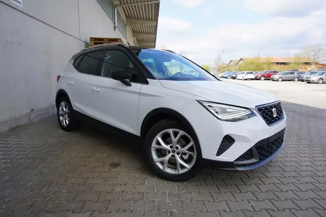 SEAT Arona FR 1.0TGI Navi/MirrorLi Kamera Voll-LED SHZ
