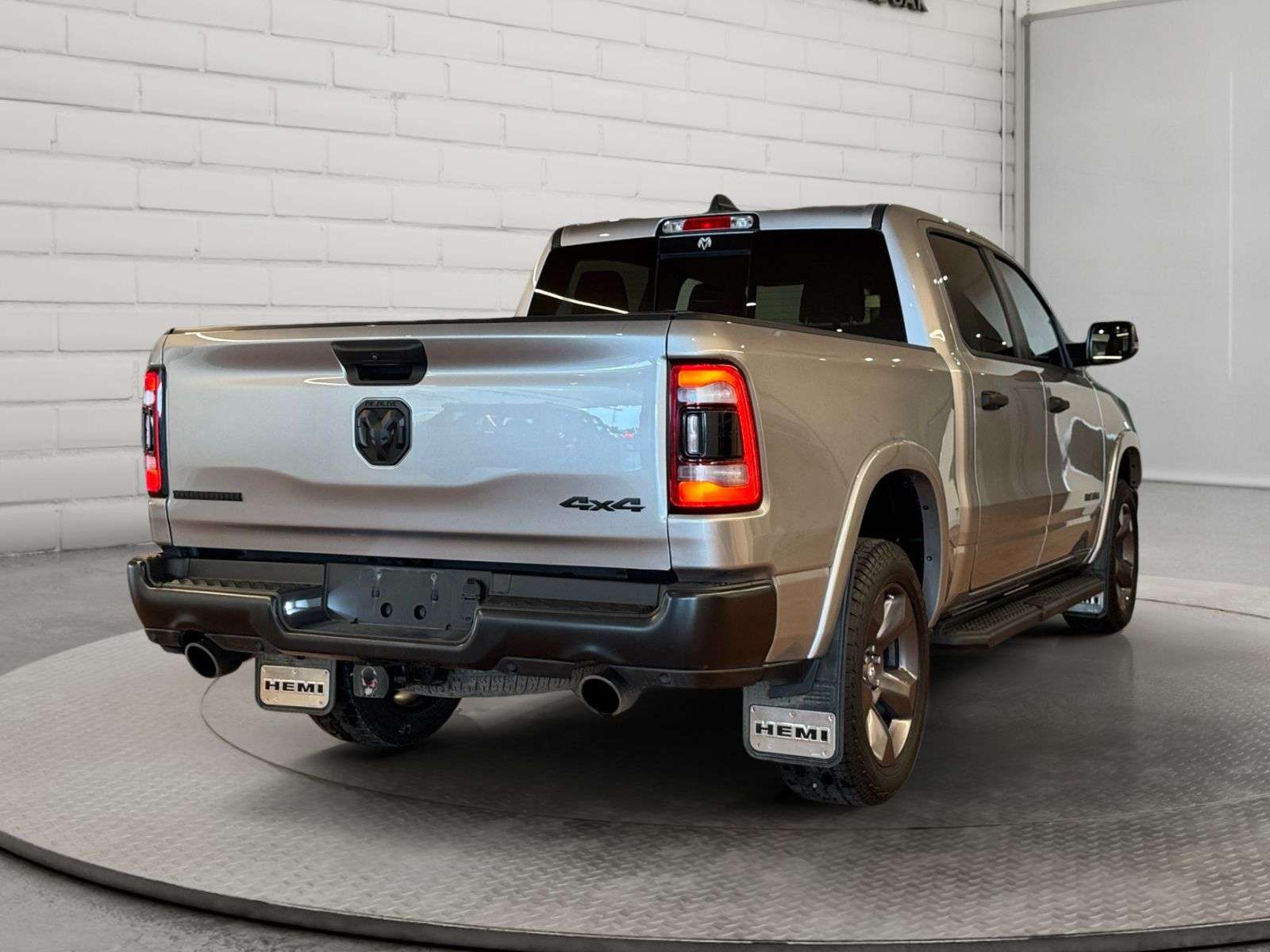 2024 RAM 1500 Big Horn — снимка 1