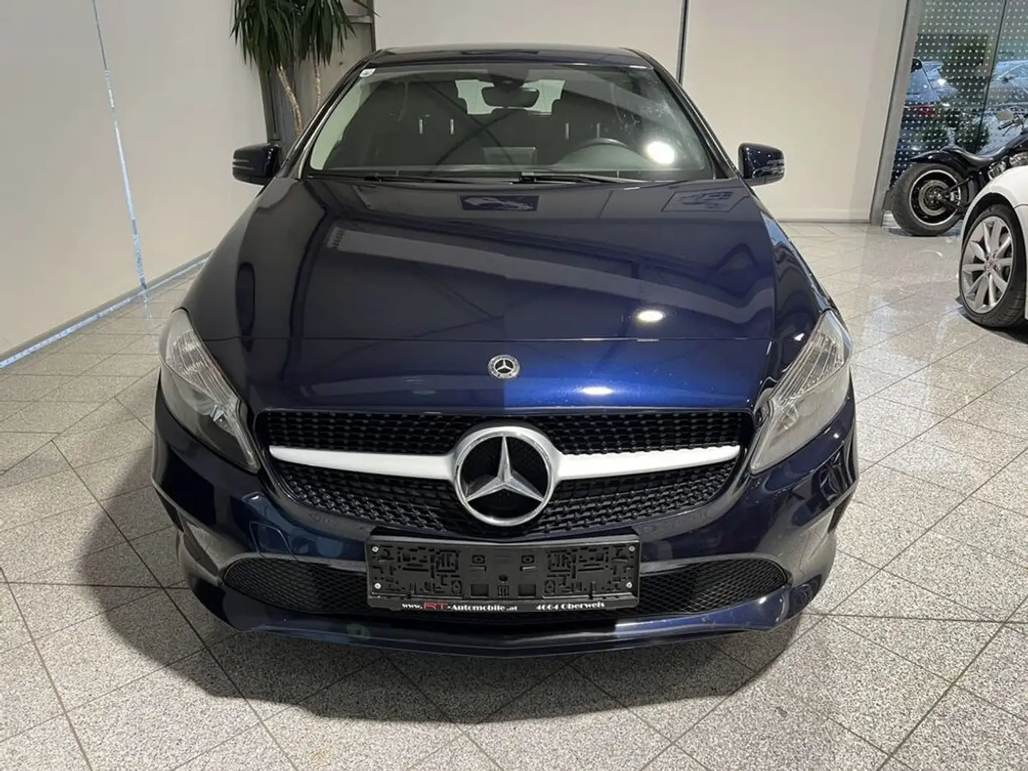 Mercedes-Benz A 200 CDI / d ''Navi, Rückfahrkamera'' Blau - 2
